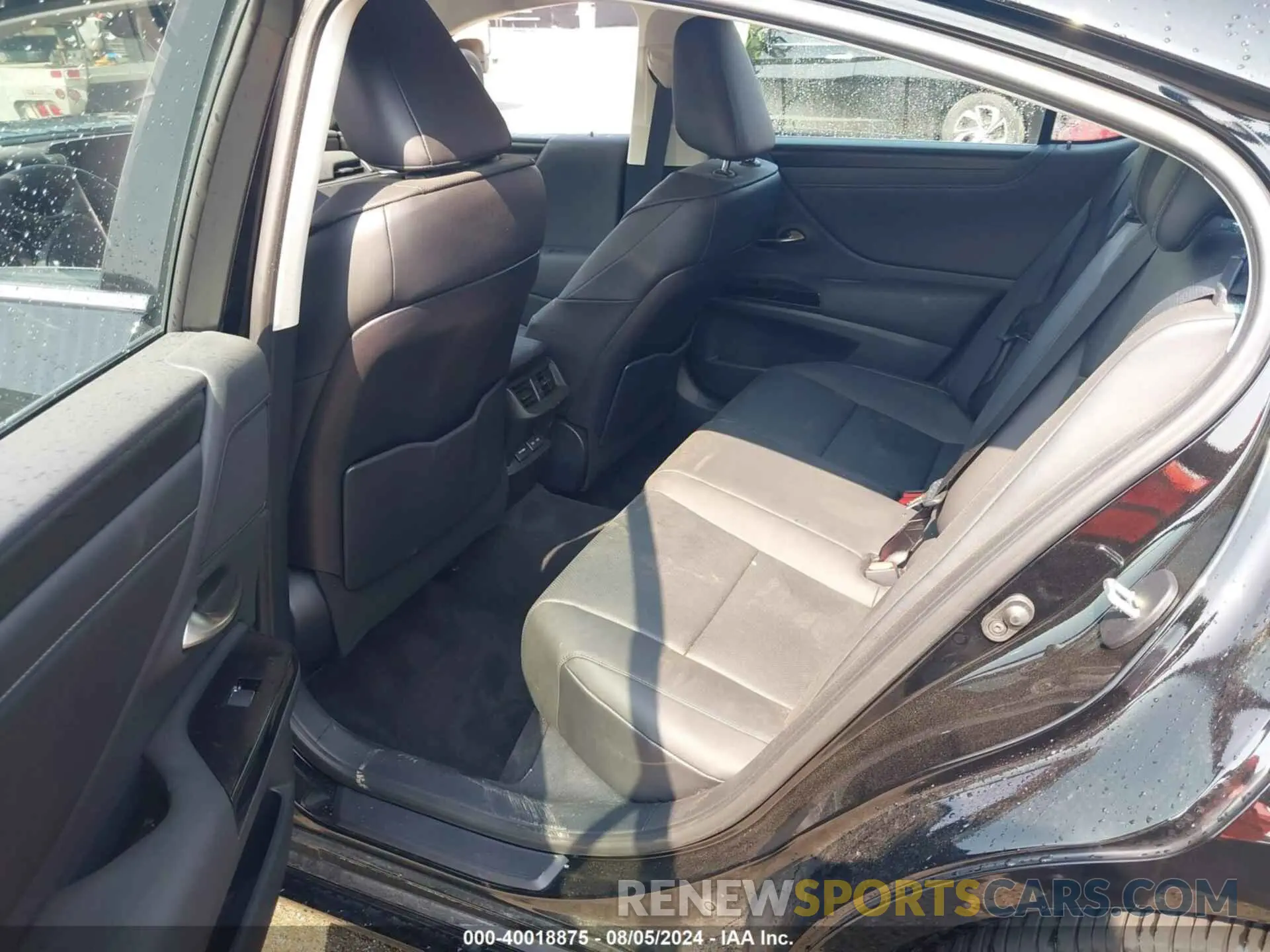 8 fotografías del automóvil dañado 58ADZ1B1XRU170525 LEXUS ES 2024