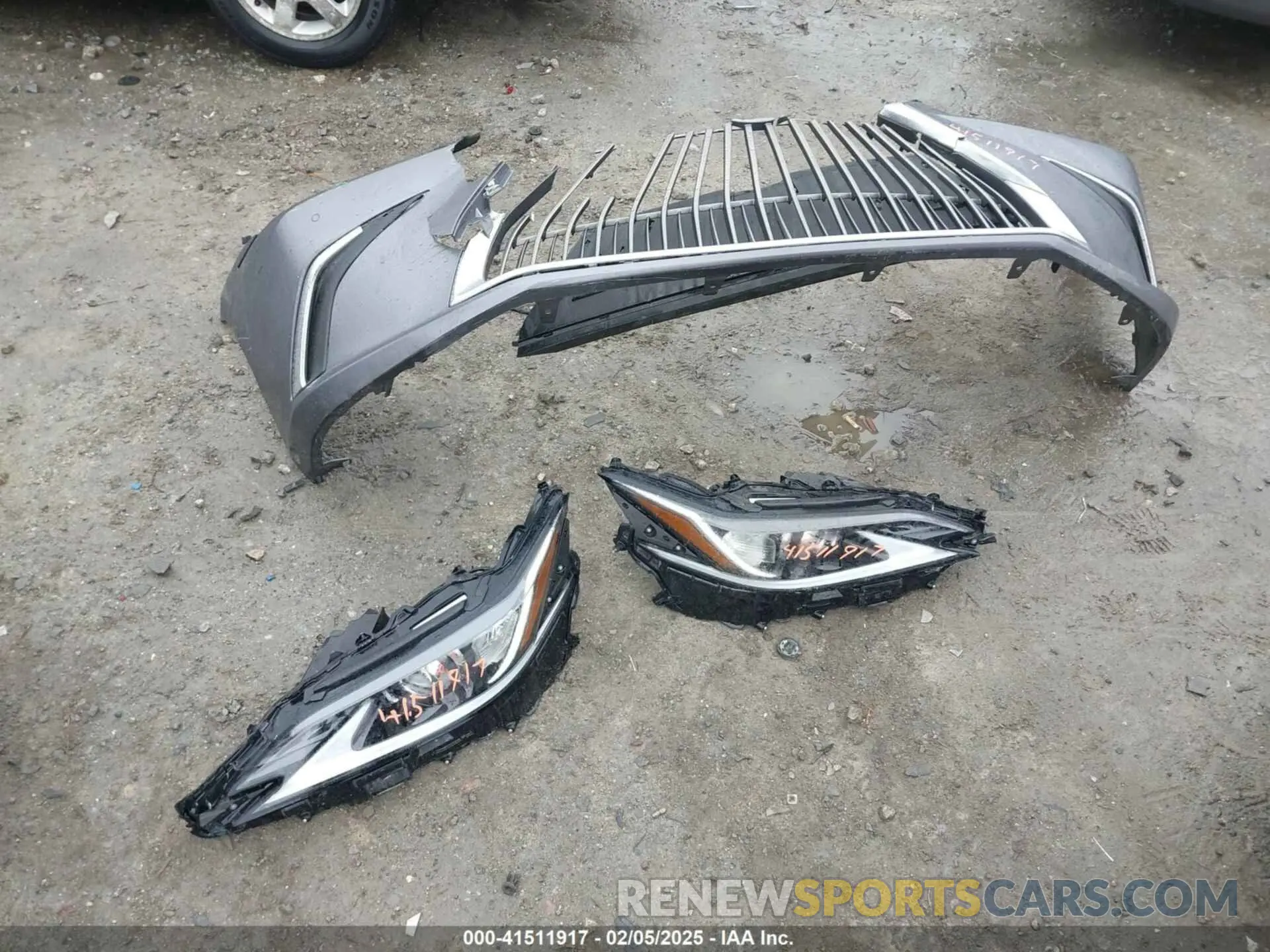 12 fotografías del automóvil dañado 58AD11D11MU002981 LEXUS ES 250 2021
