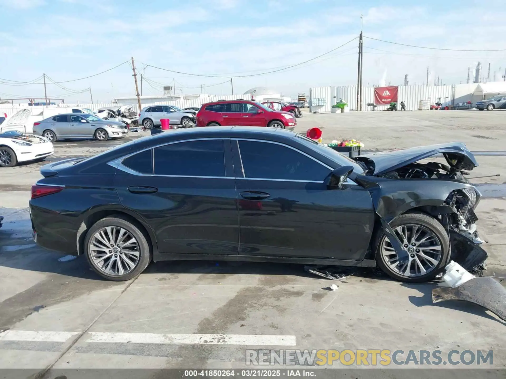 14 fotografías del automóvil dañado 58AD11D16MU002636 LEXUS ES 250 2021