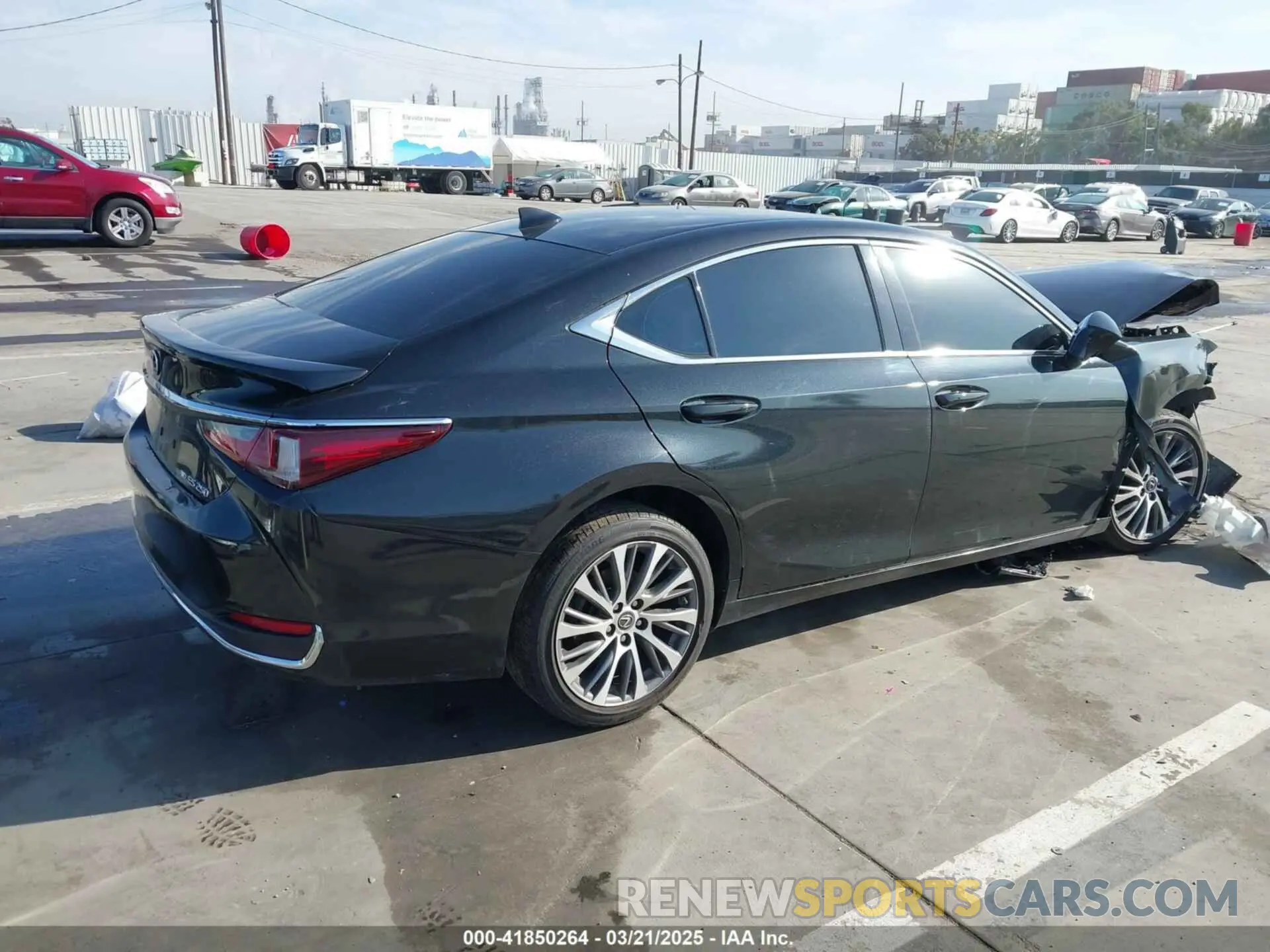 4 fotografías del automóvil dañado 58AD11D16MU002636 LEXUS ES 250 2021