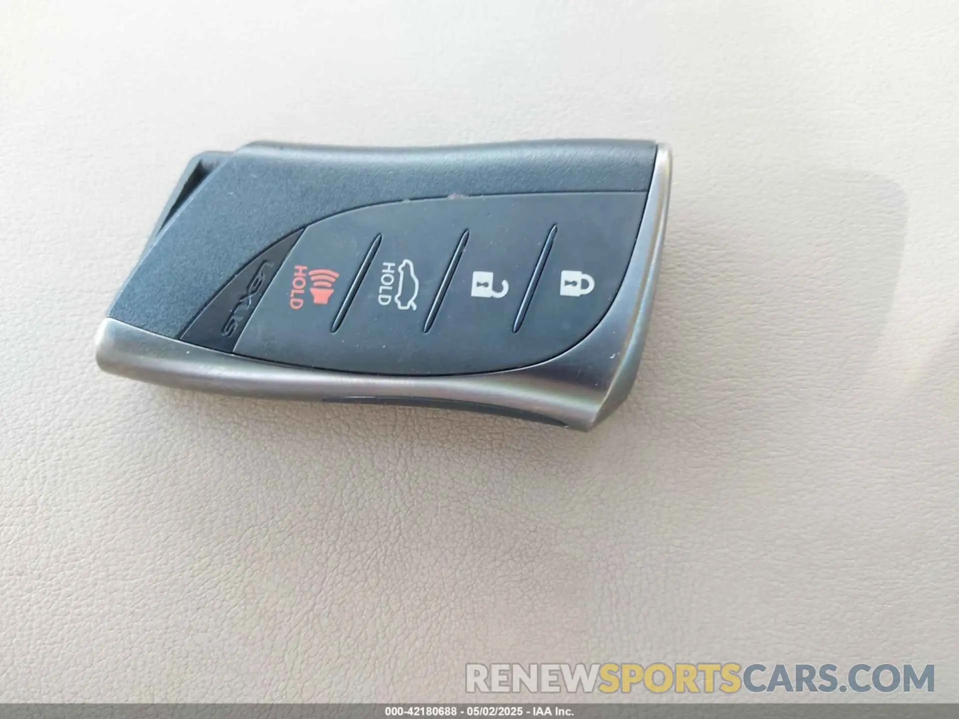 11 fotografías del automóvil dañado 58AD11D17MU005321 LEXUS ES 250 2021