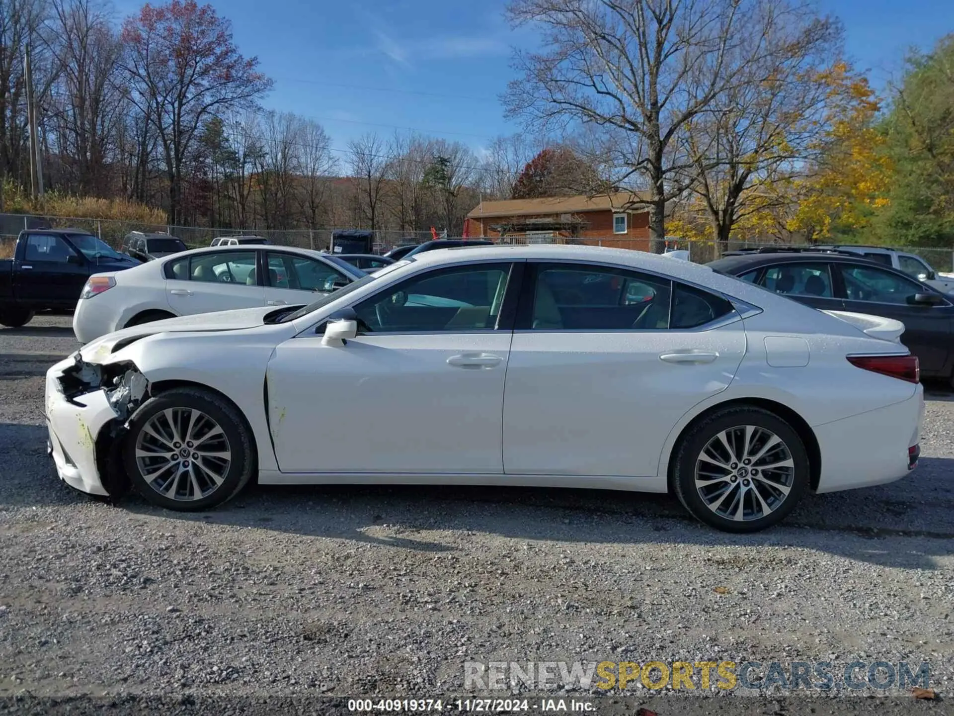 14 fotografías del automóvil dañado 58AD11D1XMU006169 LEXUS ES 250 2021