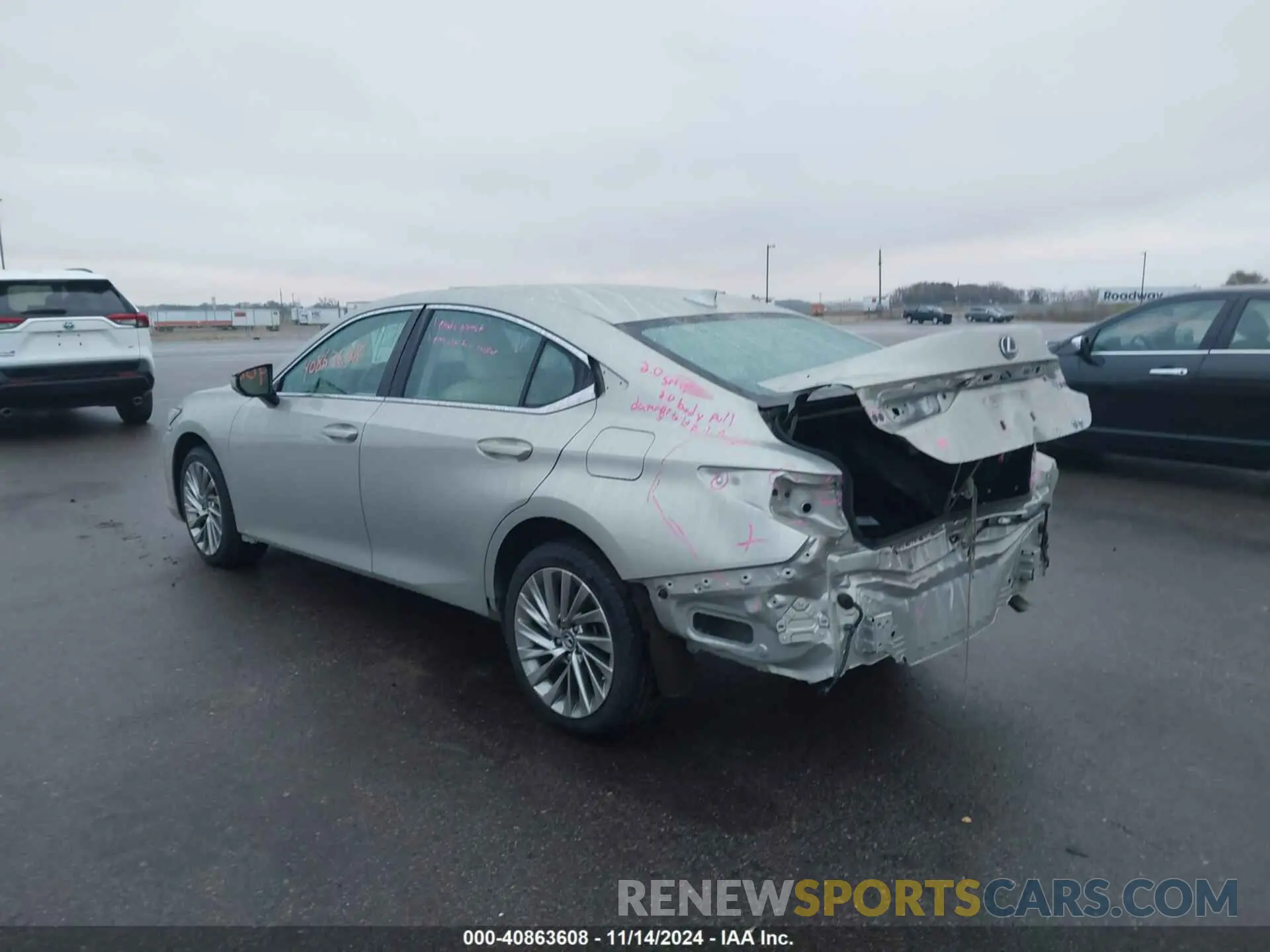 3 fotografías del automóvil dañado 58AE11D19NU008842 LEXUS ES 250 2022