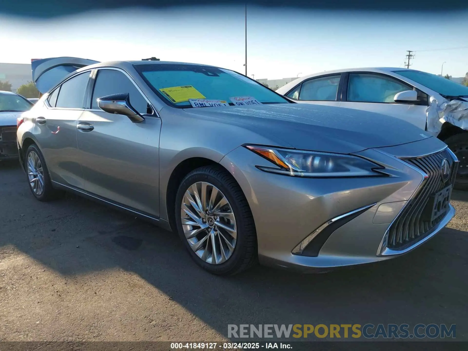 1 fotografías del automóvil dañado JTHB21B10K2043757 LEXUS ES 300H 2019