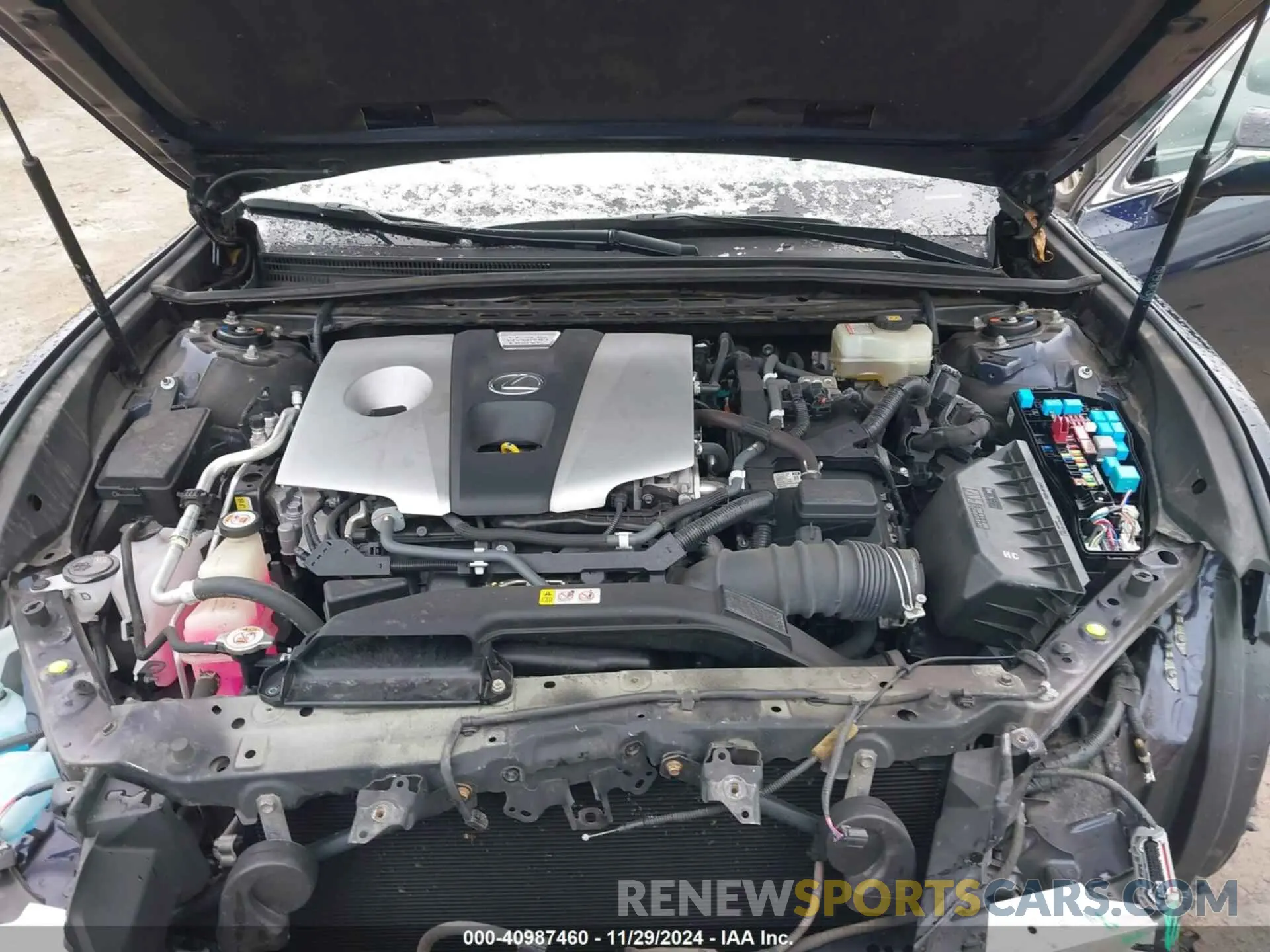 9 fotografías del automóvil dañado JTHB21B11K2003557 LEXUS ES 300H 2019