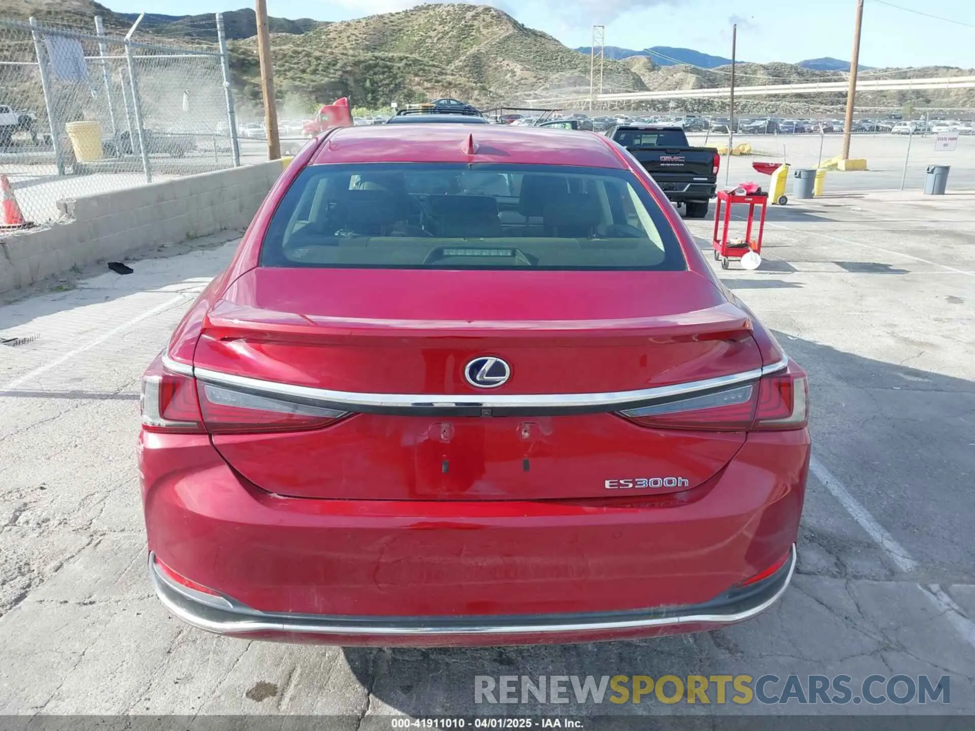 17 fotografías del automóvil dañado JTHB21B11K2015496 LEXUS ES 300H 2019
