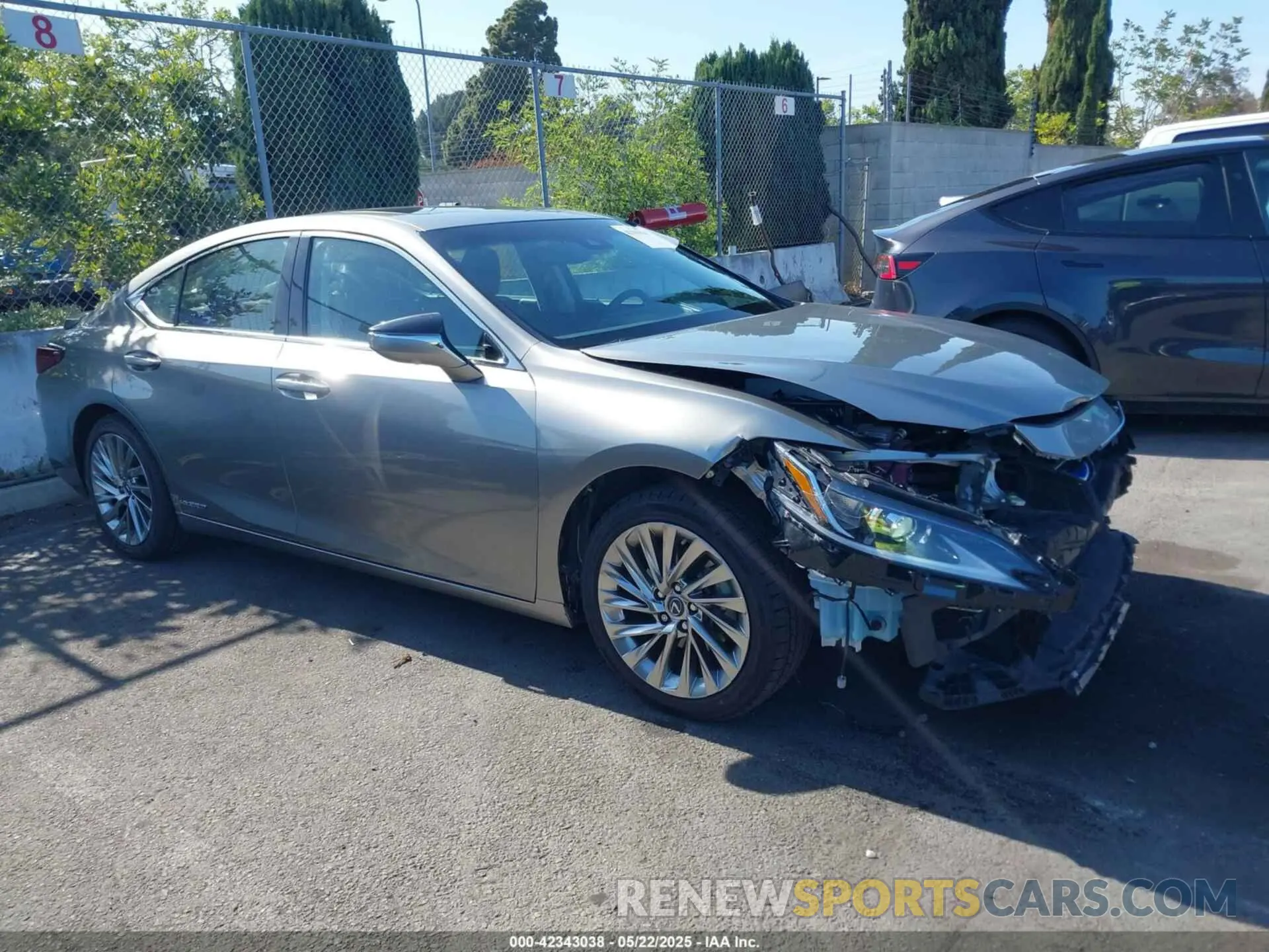 1 fotografías del automóvil dañado JTHB21B15K2031457 LEXUS ES 300H 2019