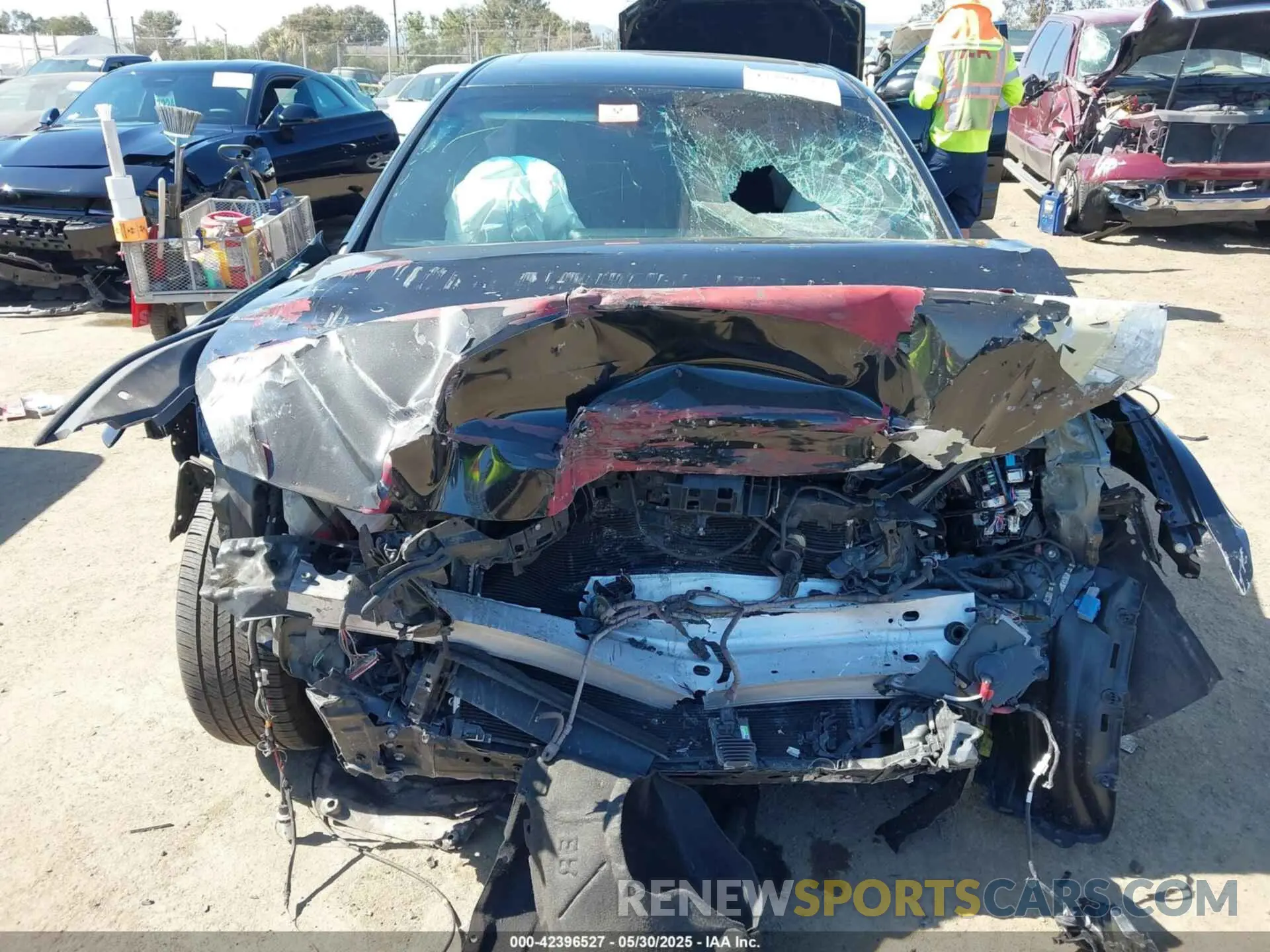 12 fotografías del automóvil dañado JTHB21B17K2044355 LEXUS ES 300H 2019