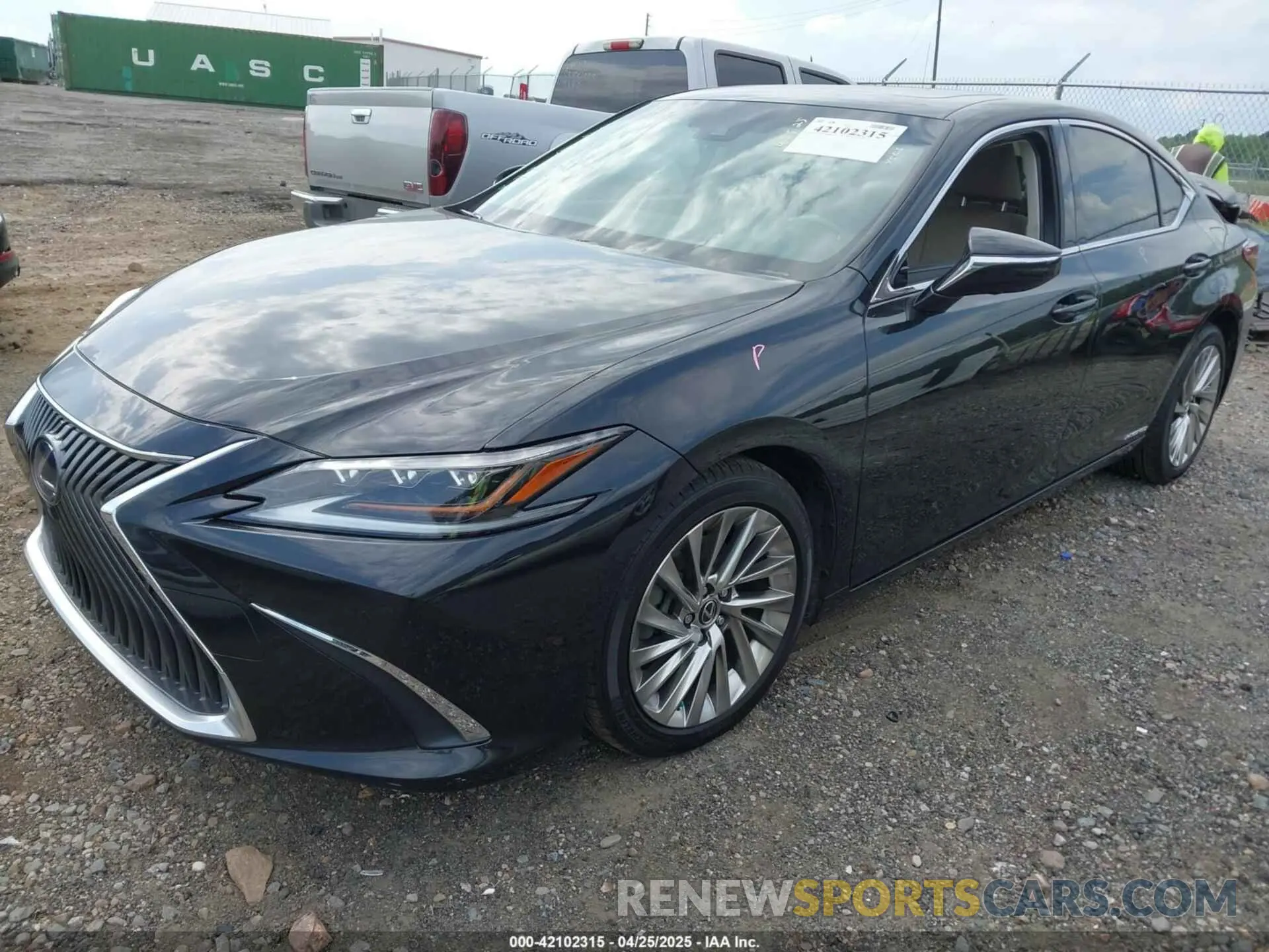 2 fotografías del automóvil dañado JTHB21B18K2024051 LEXUS ES 300H 2019