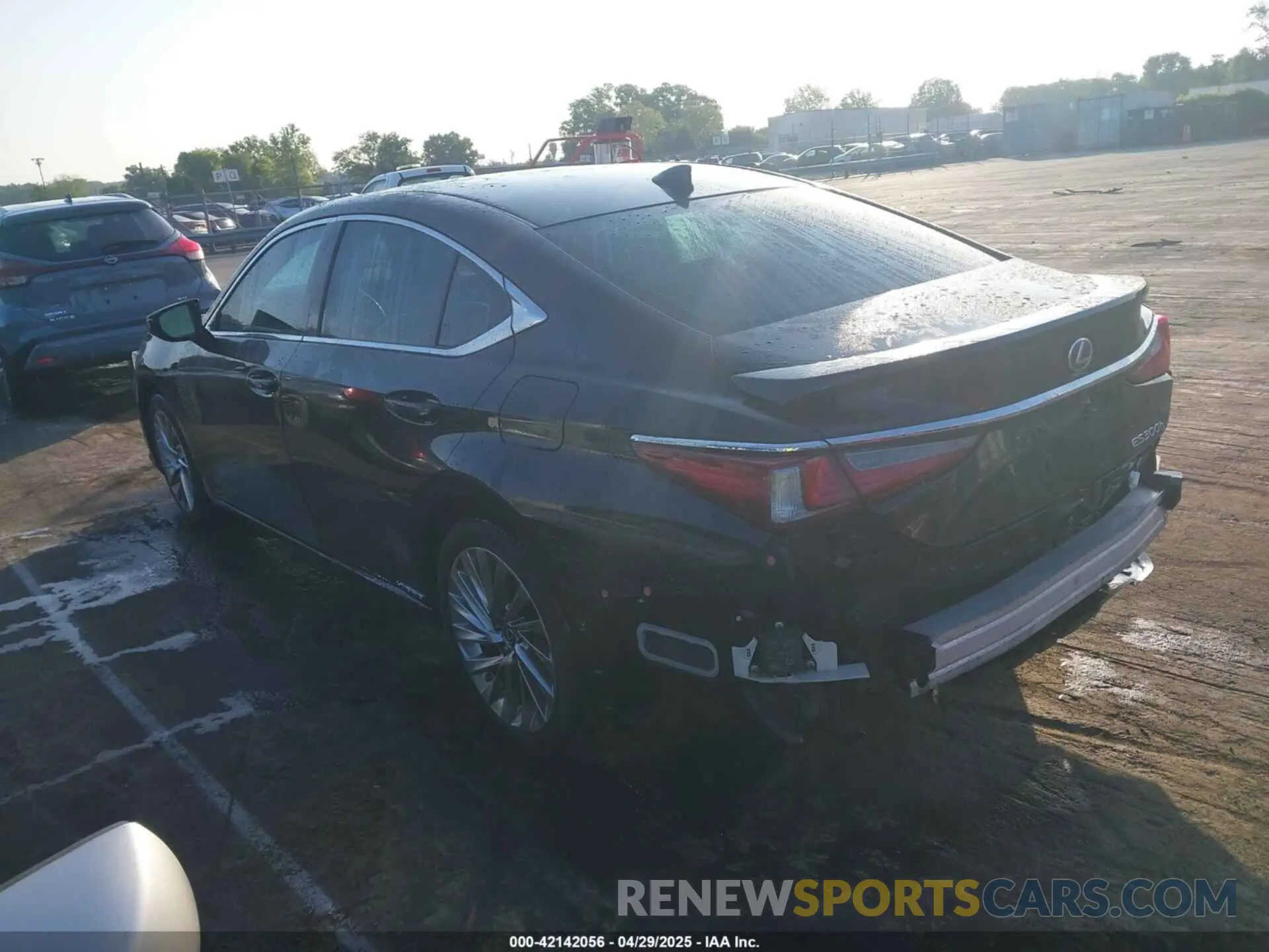 14 fotografías del automóvil dañado JTHB21B1XK2016825 LEXUS ES 300H 2019