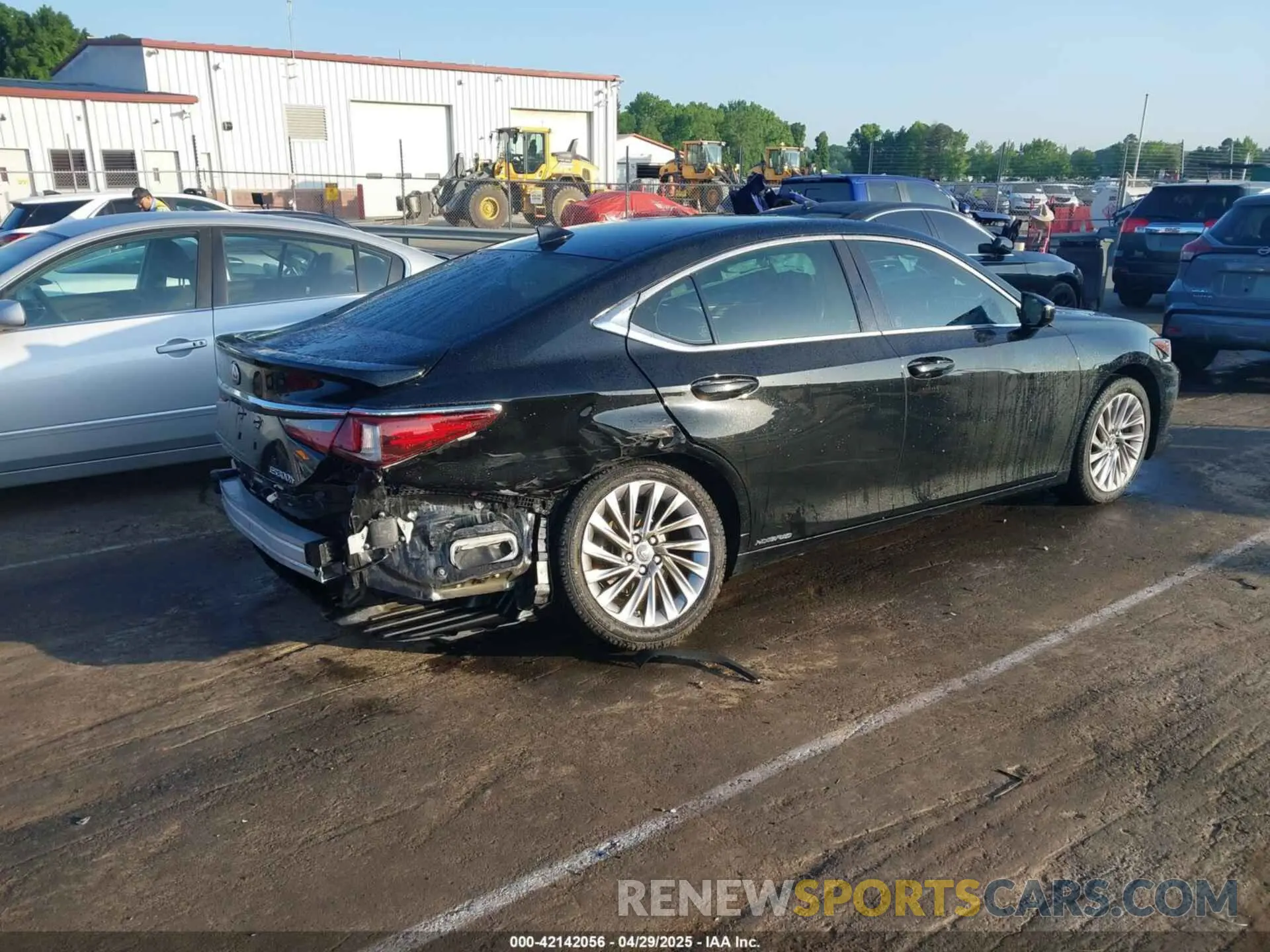 4 fotografías del automóvil dañado JTHB21B1XK2016825 LEXUS ES 300H 2019