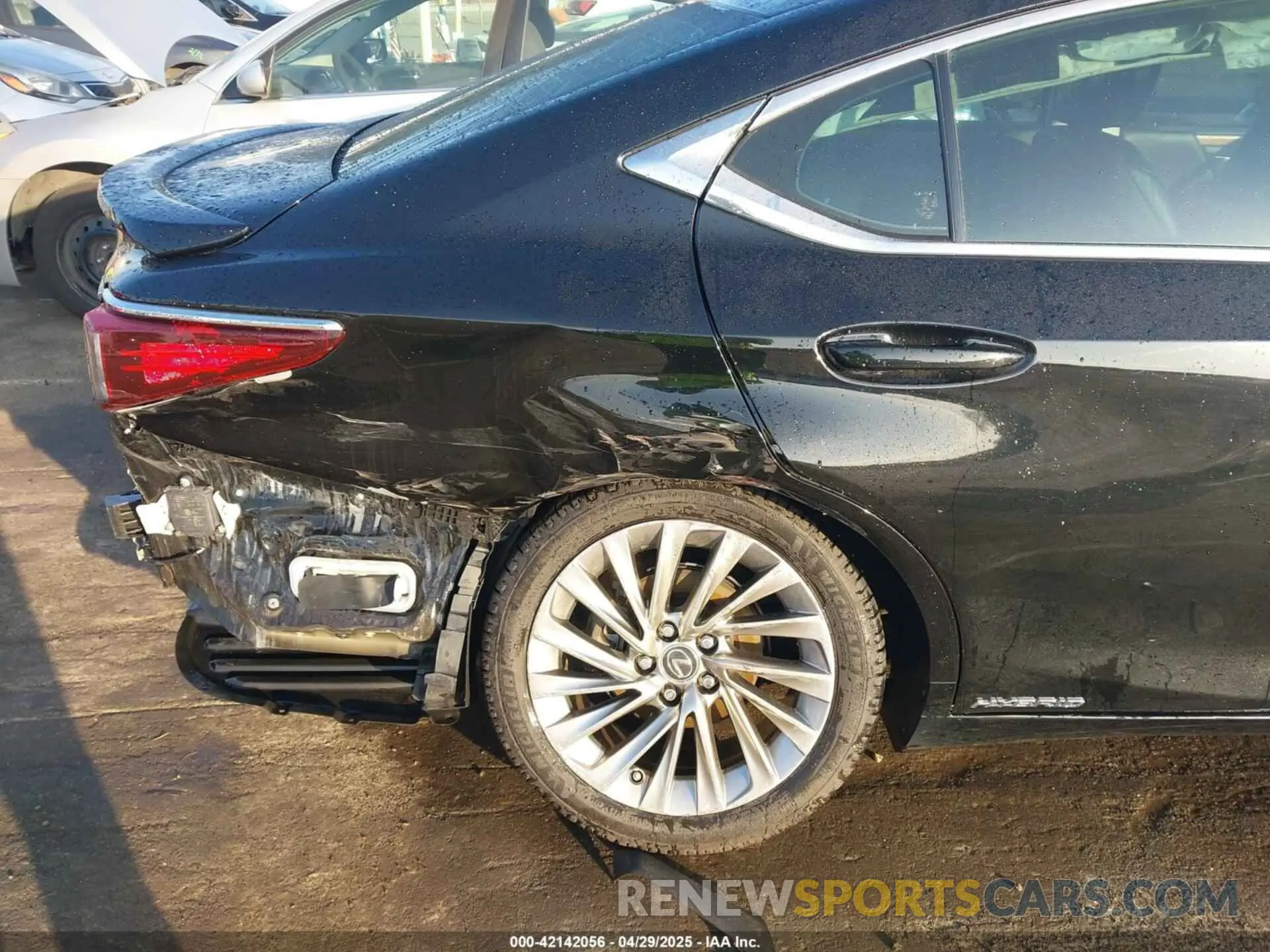 6 fotografías del automóvil dañado JTHB21B1XK2016825 LEXUS ES 300H 2019