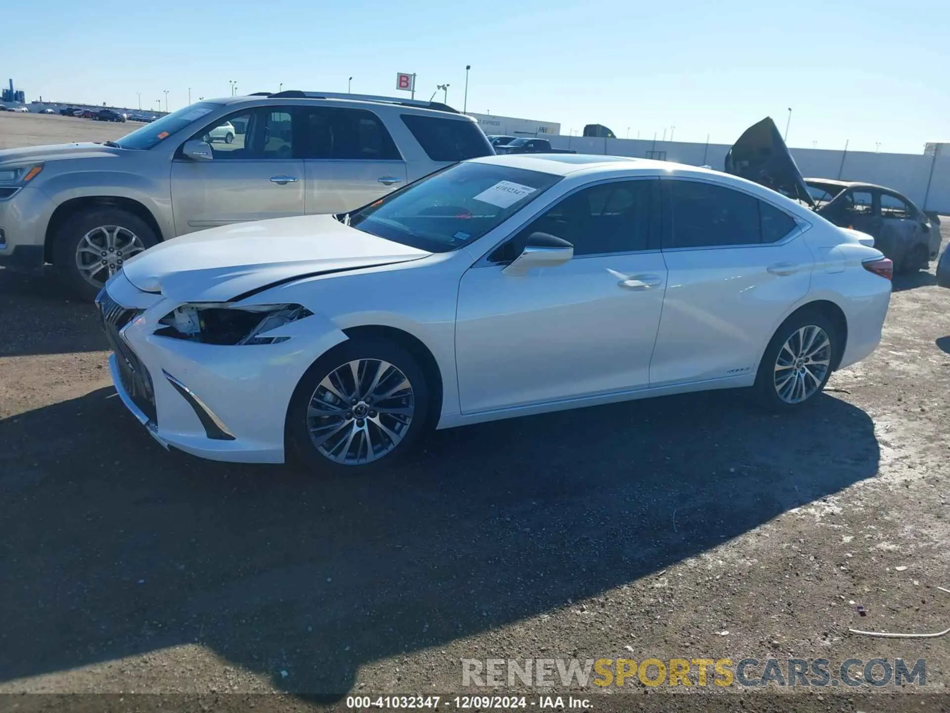 14 fotografías del automóvil dañado 58AD21B13LU012314 LEXUS ES 300H 2020