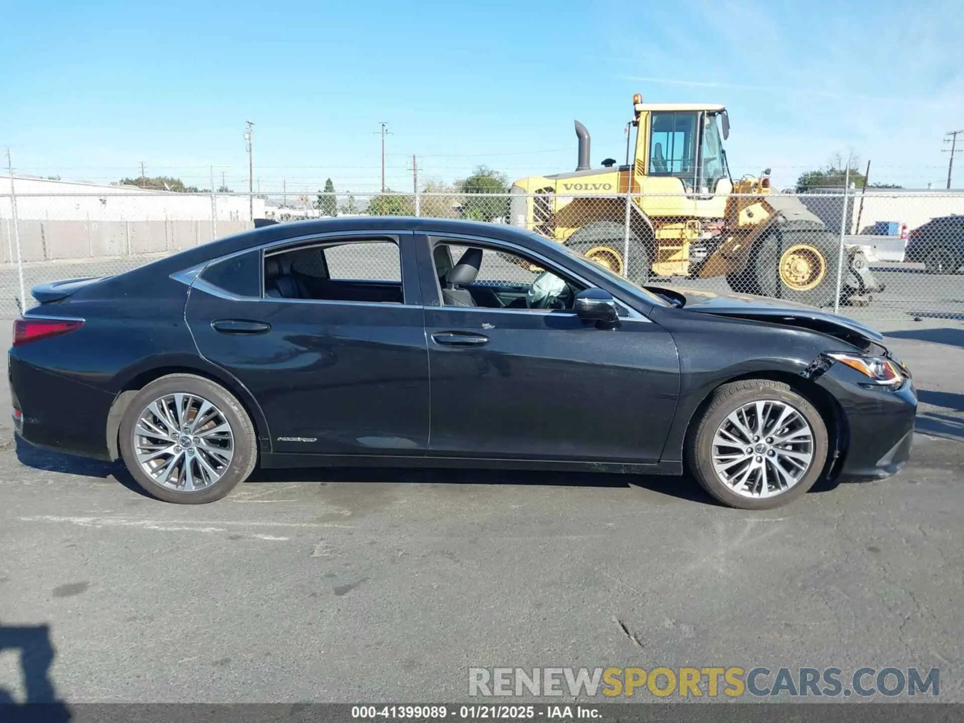 13 fotografías del automóvil dañado 58AD21B15LU005820 LEXUS ES 300H 2020