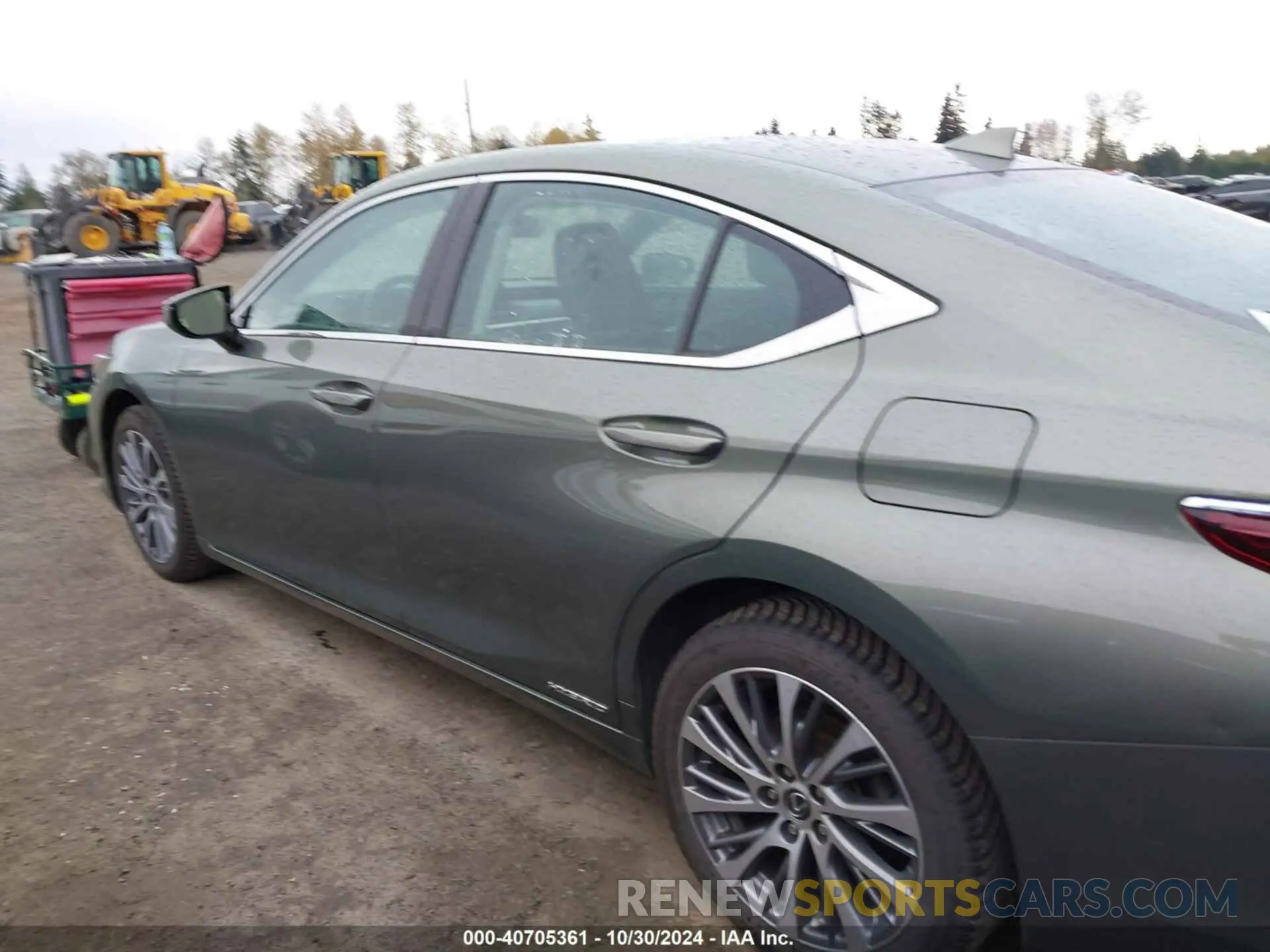 14 fotografías del automóvil dañado 58AD21B1XLU008776 LEXUS ES 300H 2020