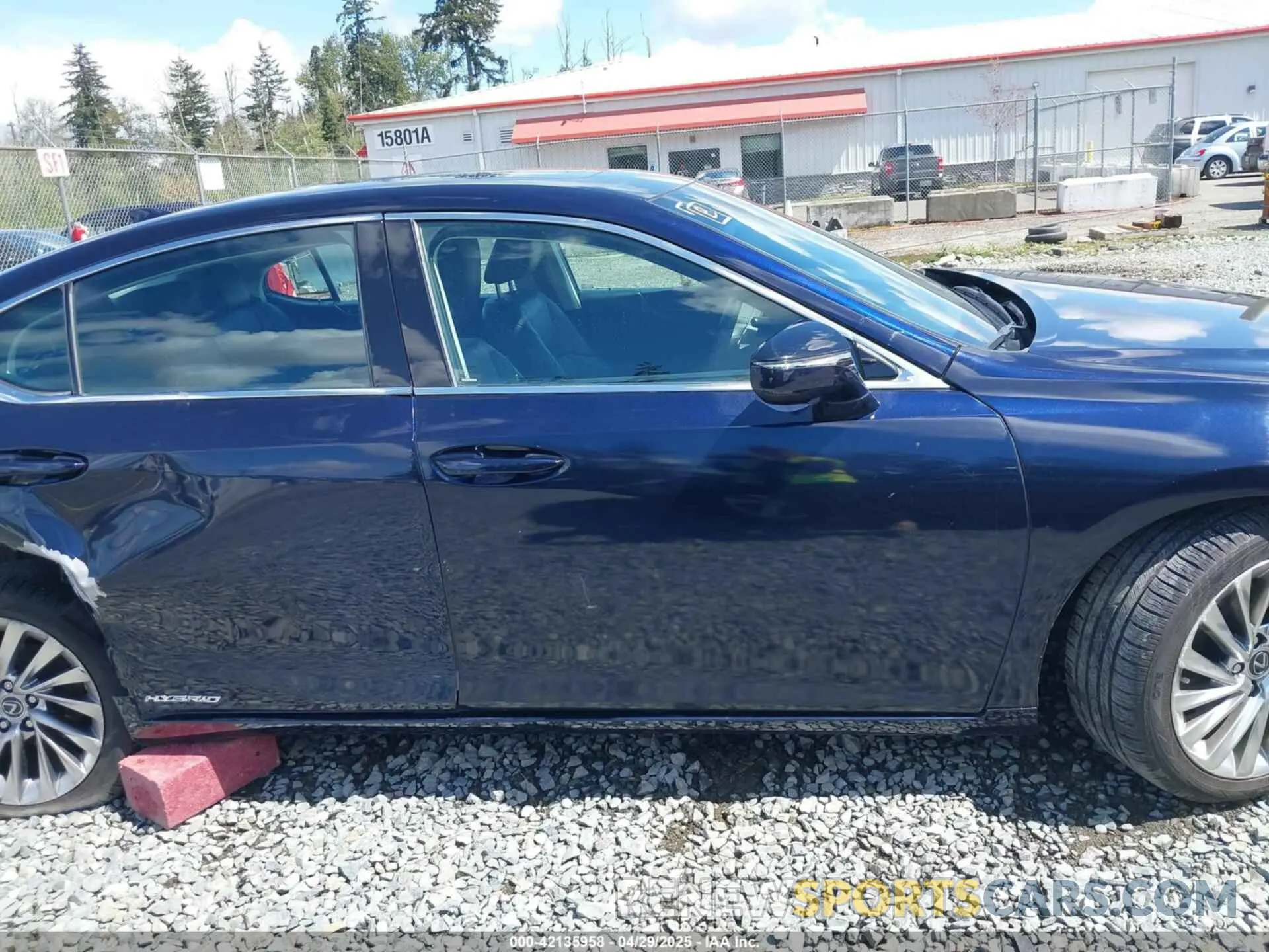12 fotografías del automóvil dañado 58AE21B12LU011806 LEXUS ES 300H 2020