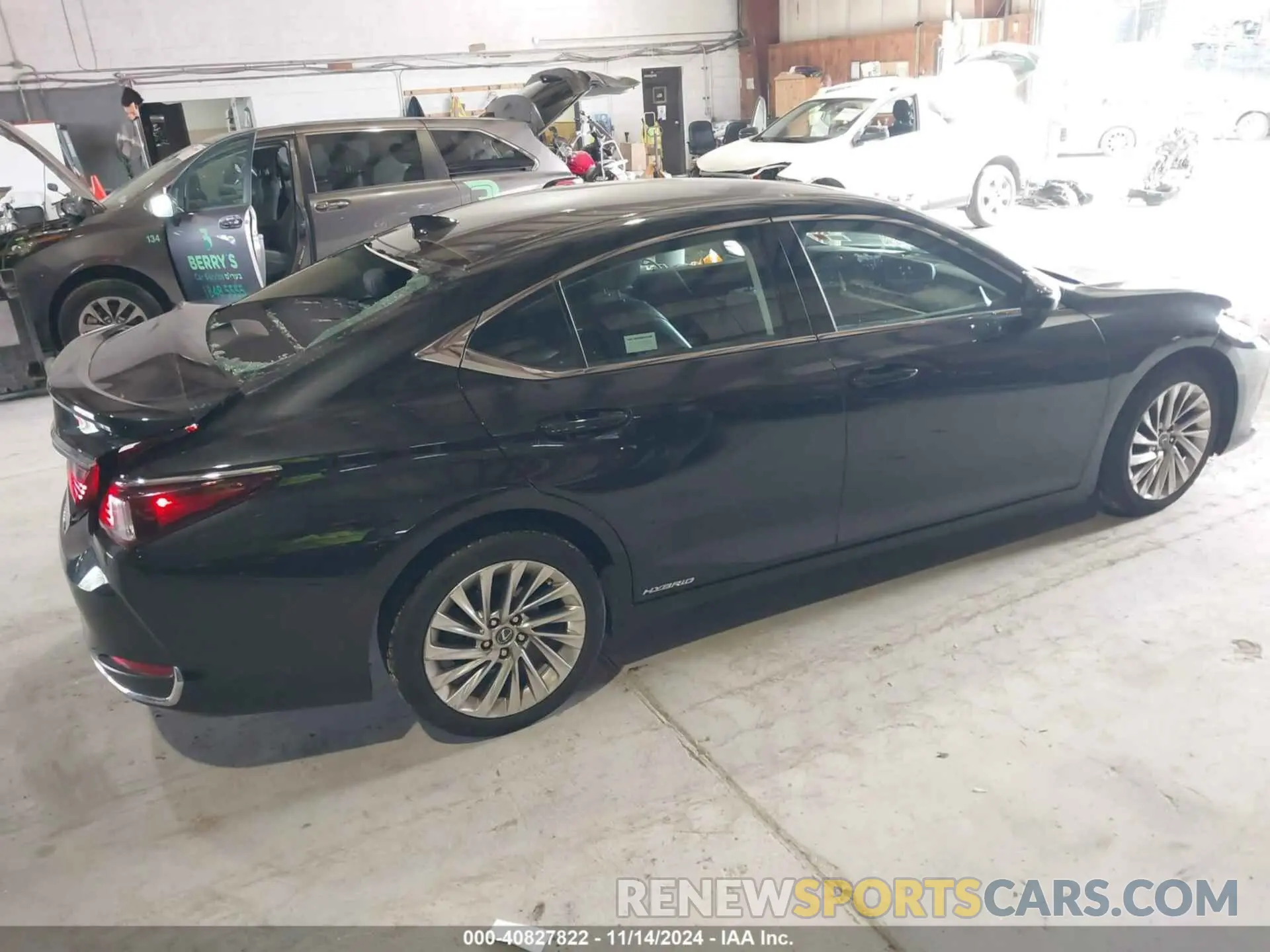 4 fotografías del automóvil dañado 58AE21B16LU005362 LEXUS ES 300H 2020