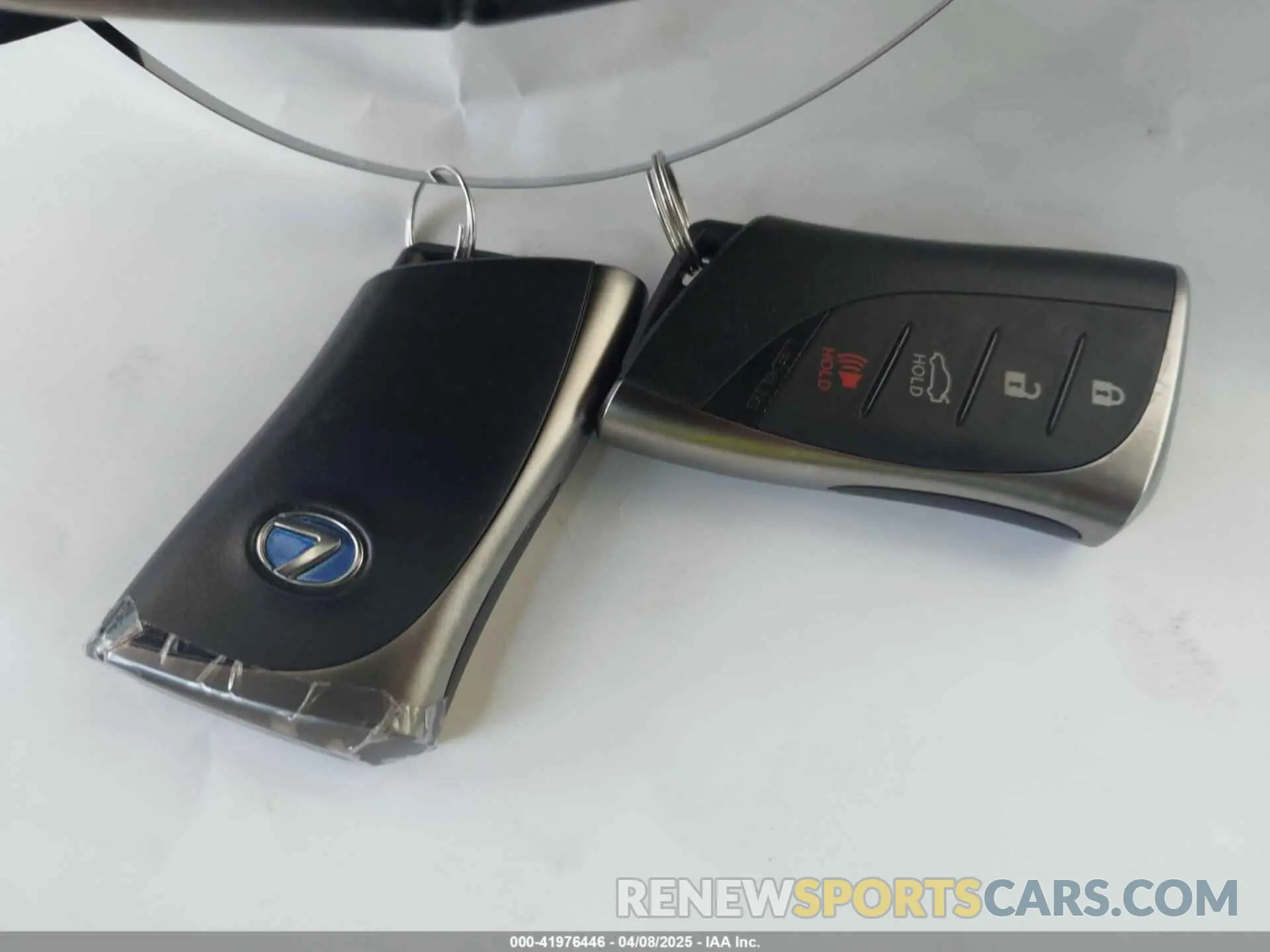 11 fotografías del automóvil dañado 58AE21B18LU008618 LEXUS ES 300H 2020