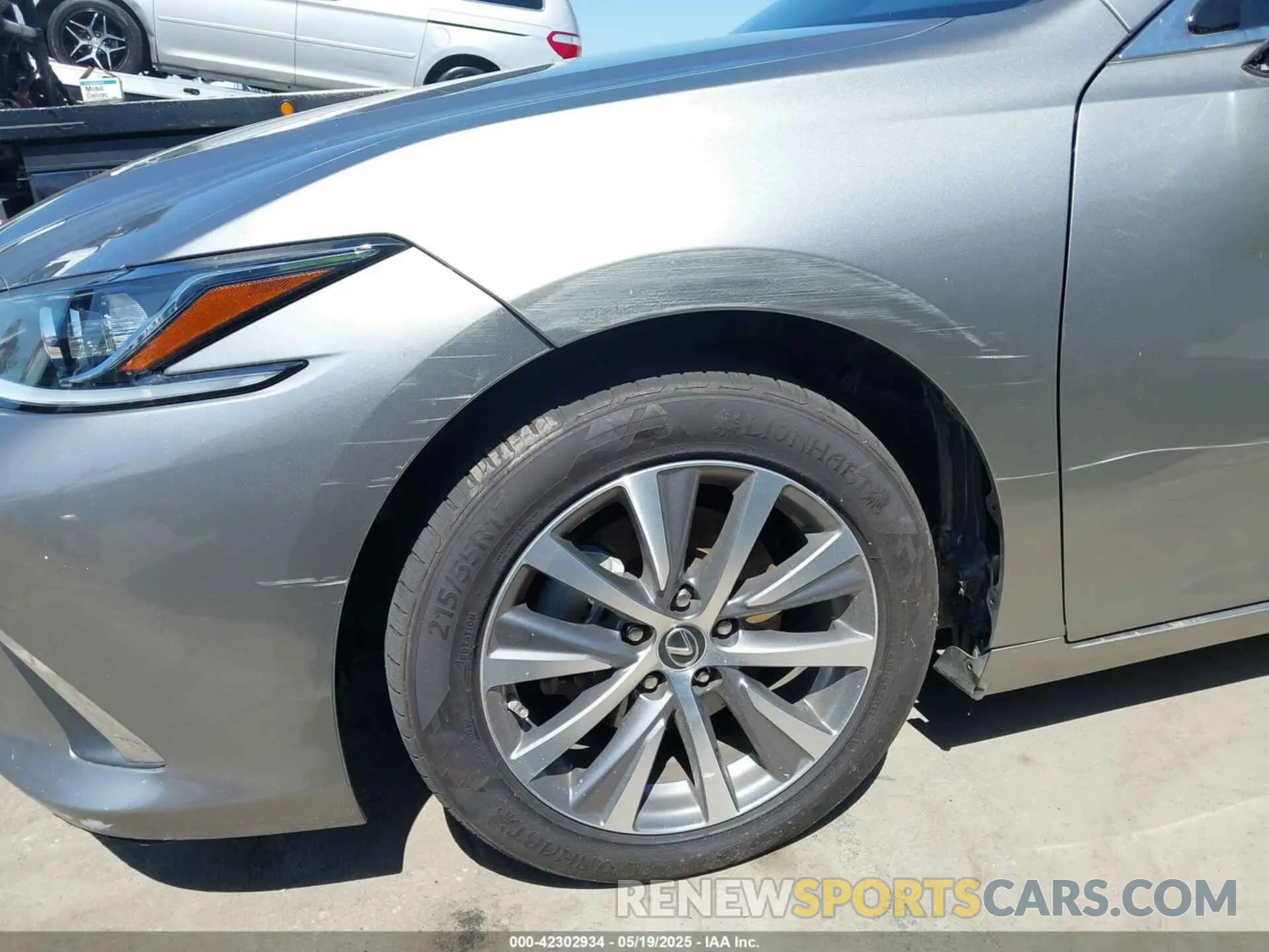 6 fotografías del automóvil dañado 58ACA1C1XMU007576 LEXUS ES 300H 2021