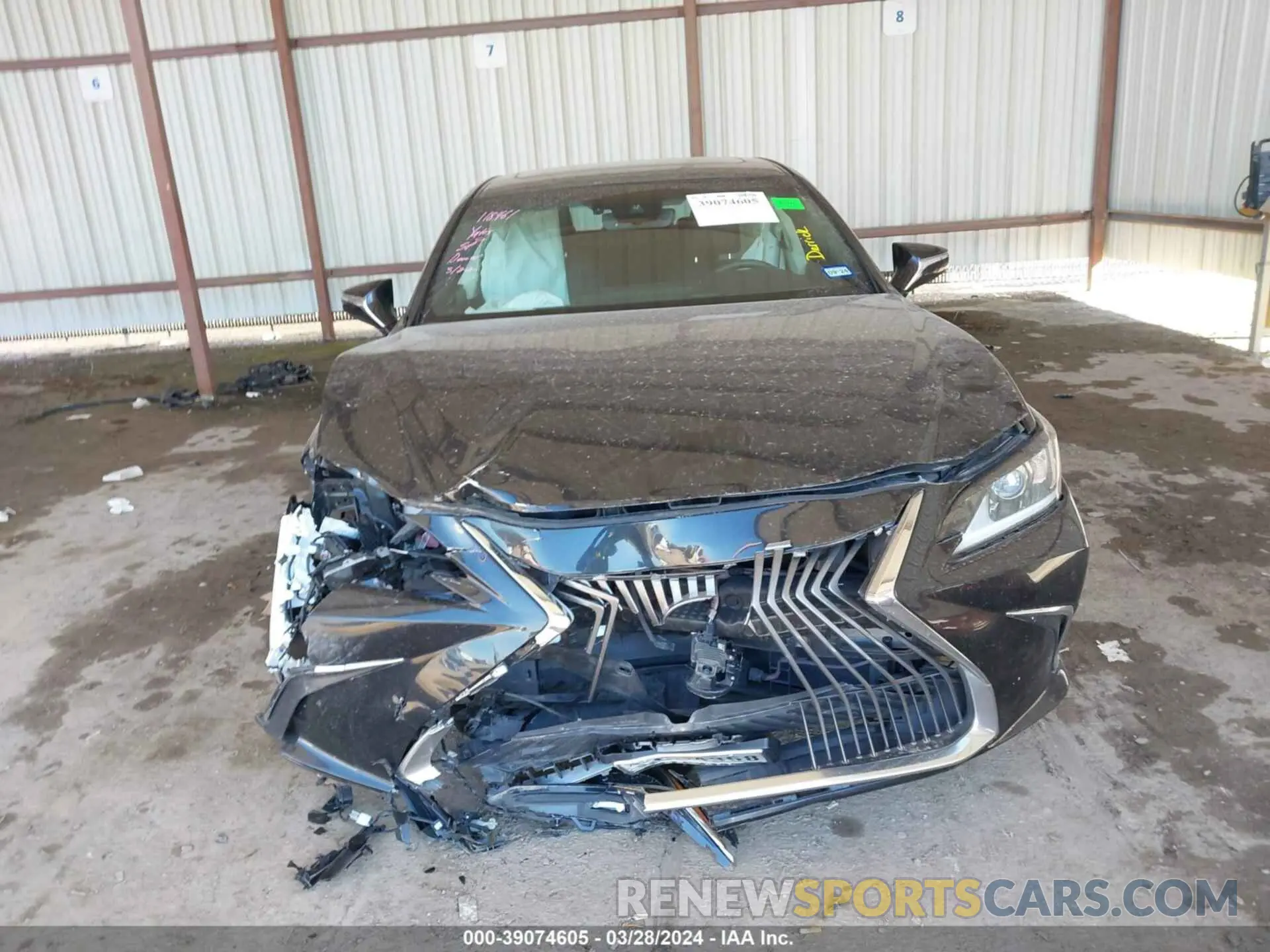12 fotografías del automóvil dañado 58ADA1C12MU001940 LEXUS ES 300H 2021