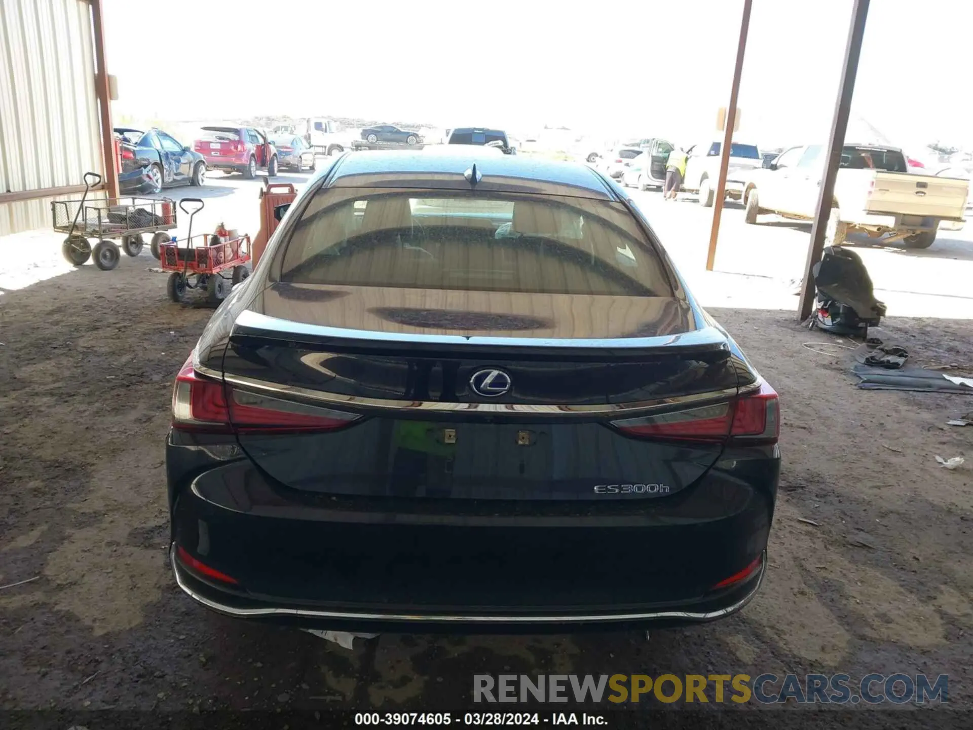 16 fotografías del automóvil dañado 58ADA1C12MU001940 LEXUS ES 300H 2021