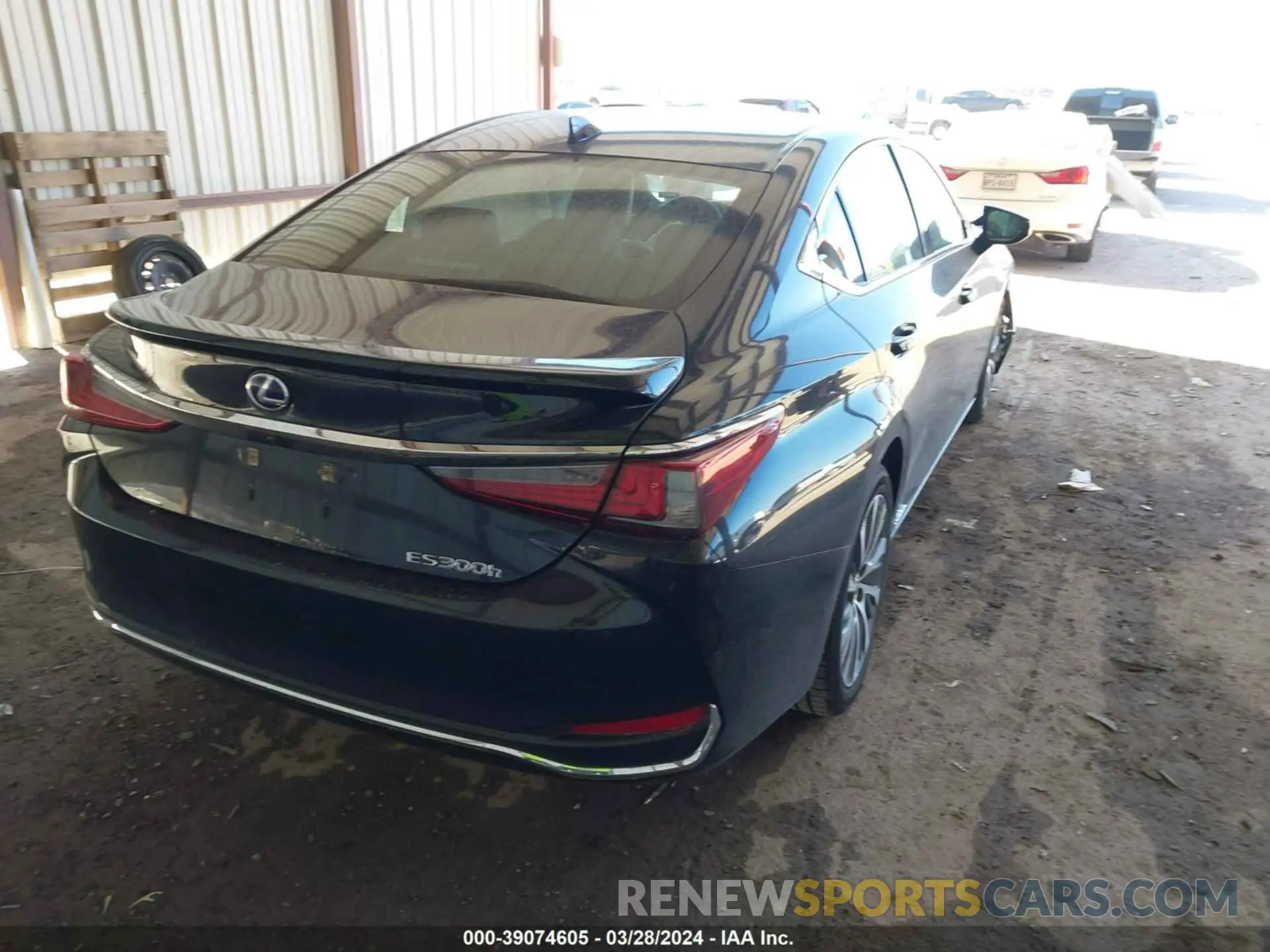 4 fotografías del automóvil dañado 58ADA1C12MU001940 LEXUS ES 300H 2021