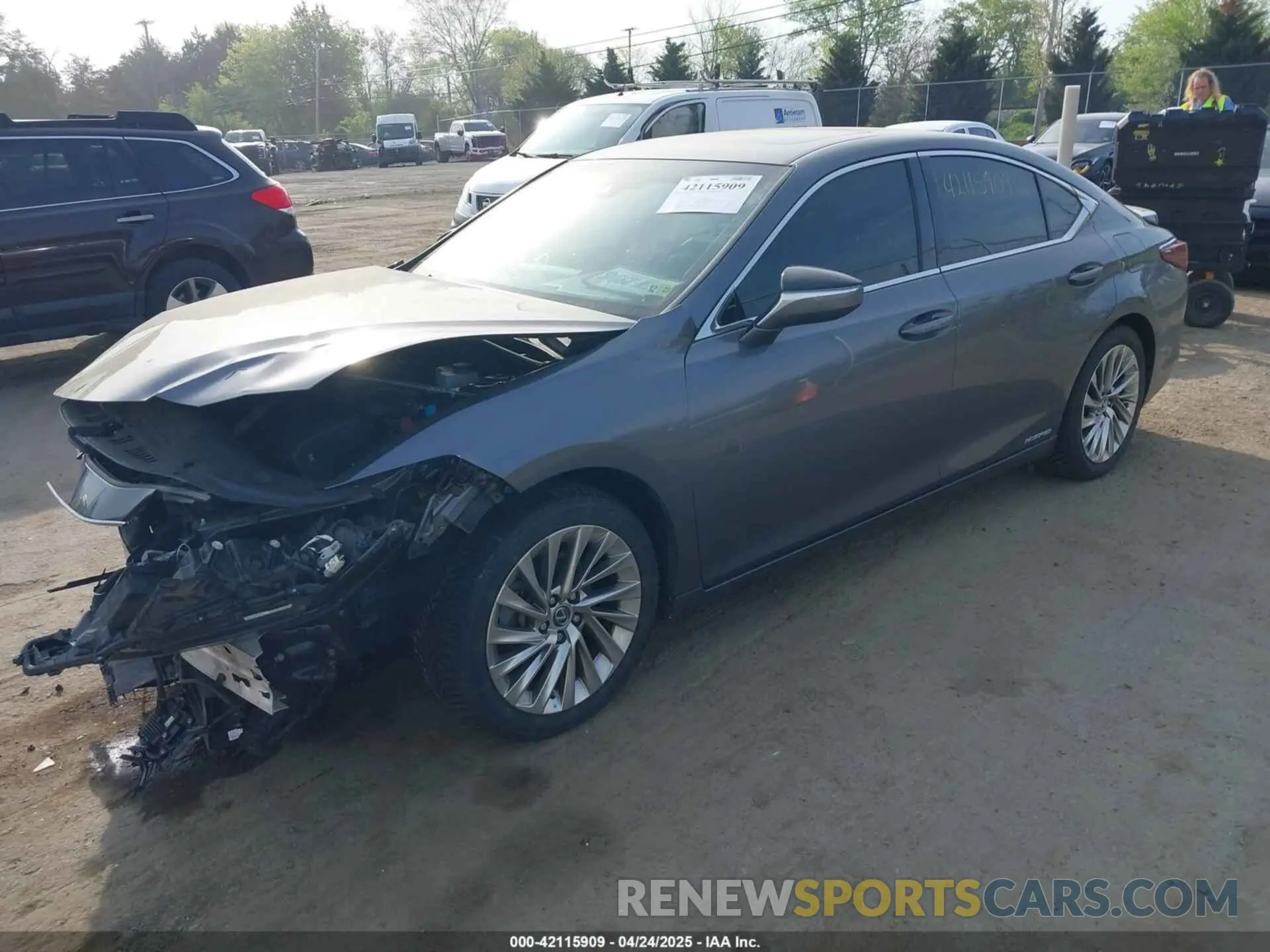 2 fotografías del automóvil dañado 58AEA1C13MU005774 LEXUS ES 300H 2021