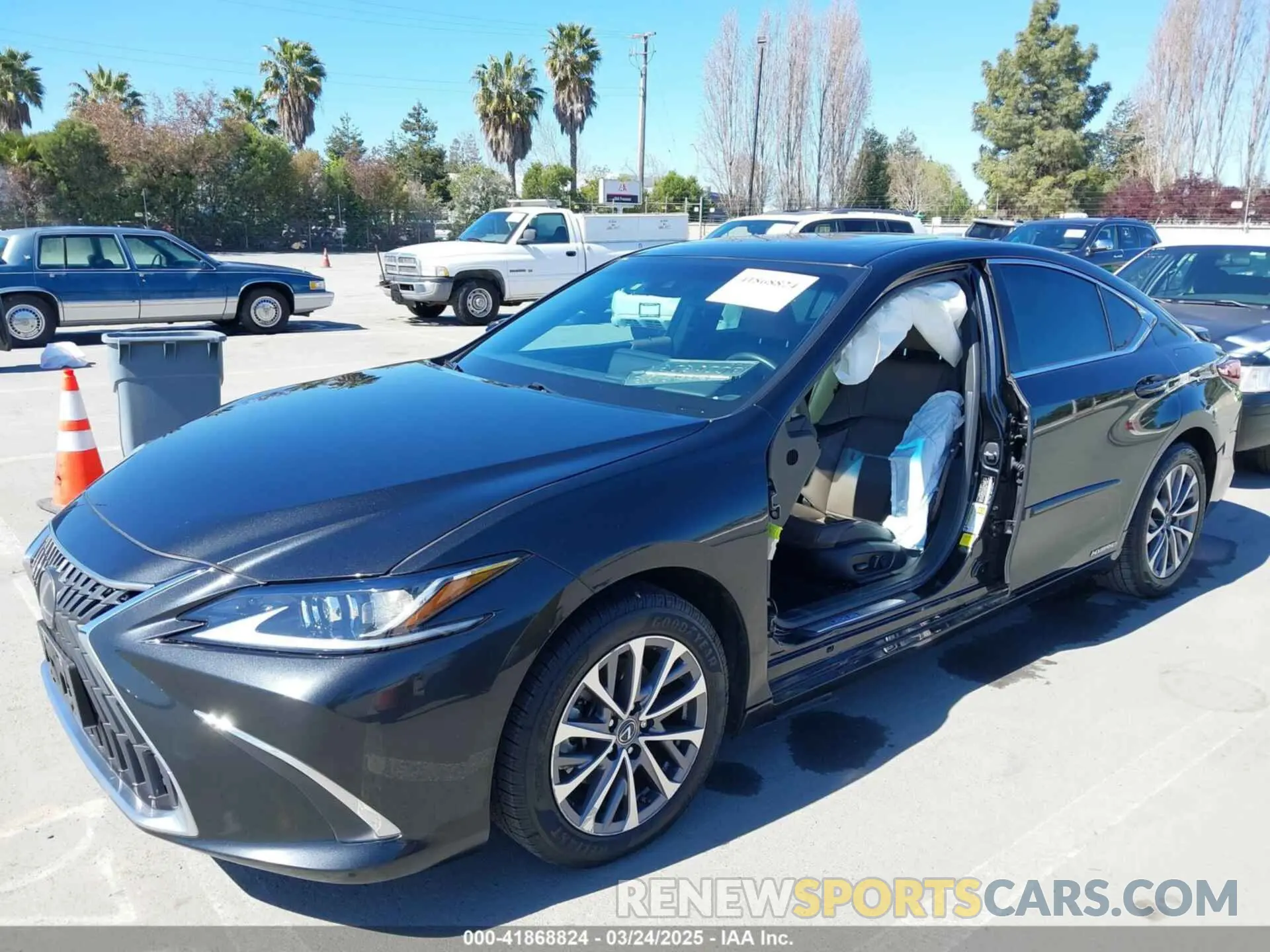 6 fotografías del automóvil dañado 58ACA1C13NU023796 LEXUS ES 300H 2022