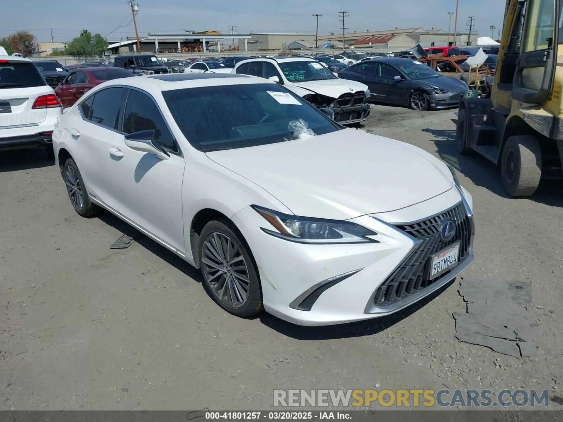 1 fotografías del automóvil dañado 58ADA1C10NU021816 LEXUS ES 300H 2022