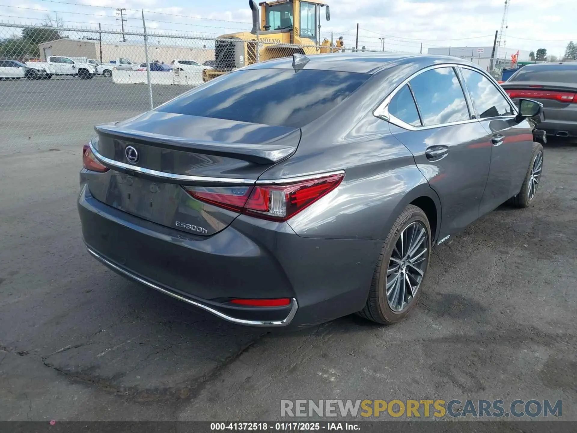4 fotografías del automóvil dañado 58ADA1C15NU013551 LEXUS ES 300H 2022