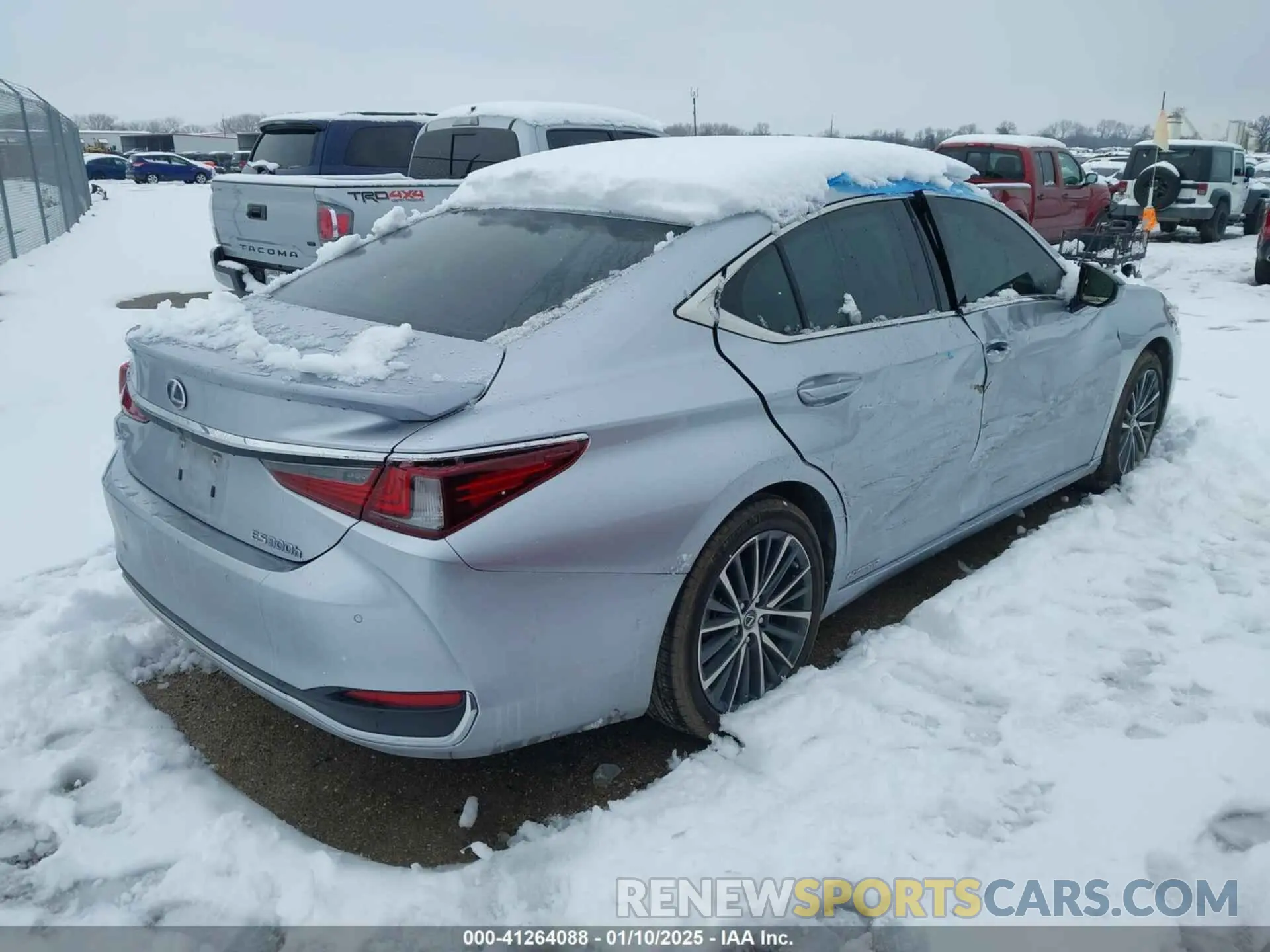 4 fotografías del automóvil dañado 58ADA1C17NU017696 LEXUS ES 300H 2022
