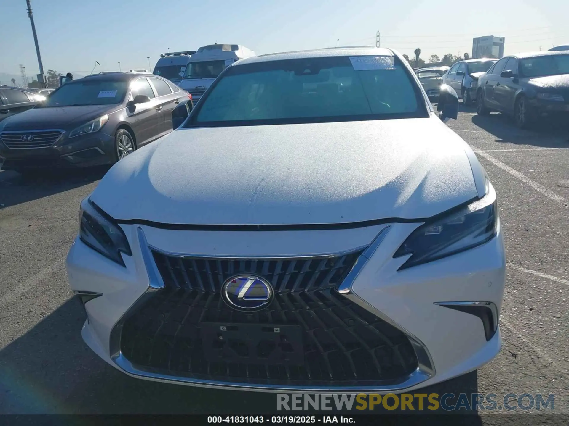 12 fotografías del automóvil dañado 58AEA1C14NU021371 LEXUS ES 300H 2022