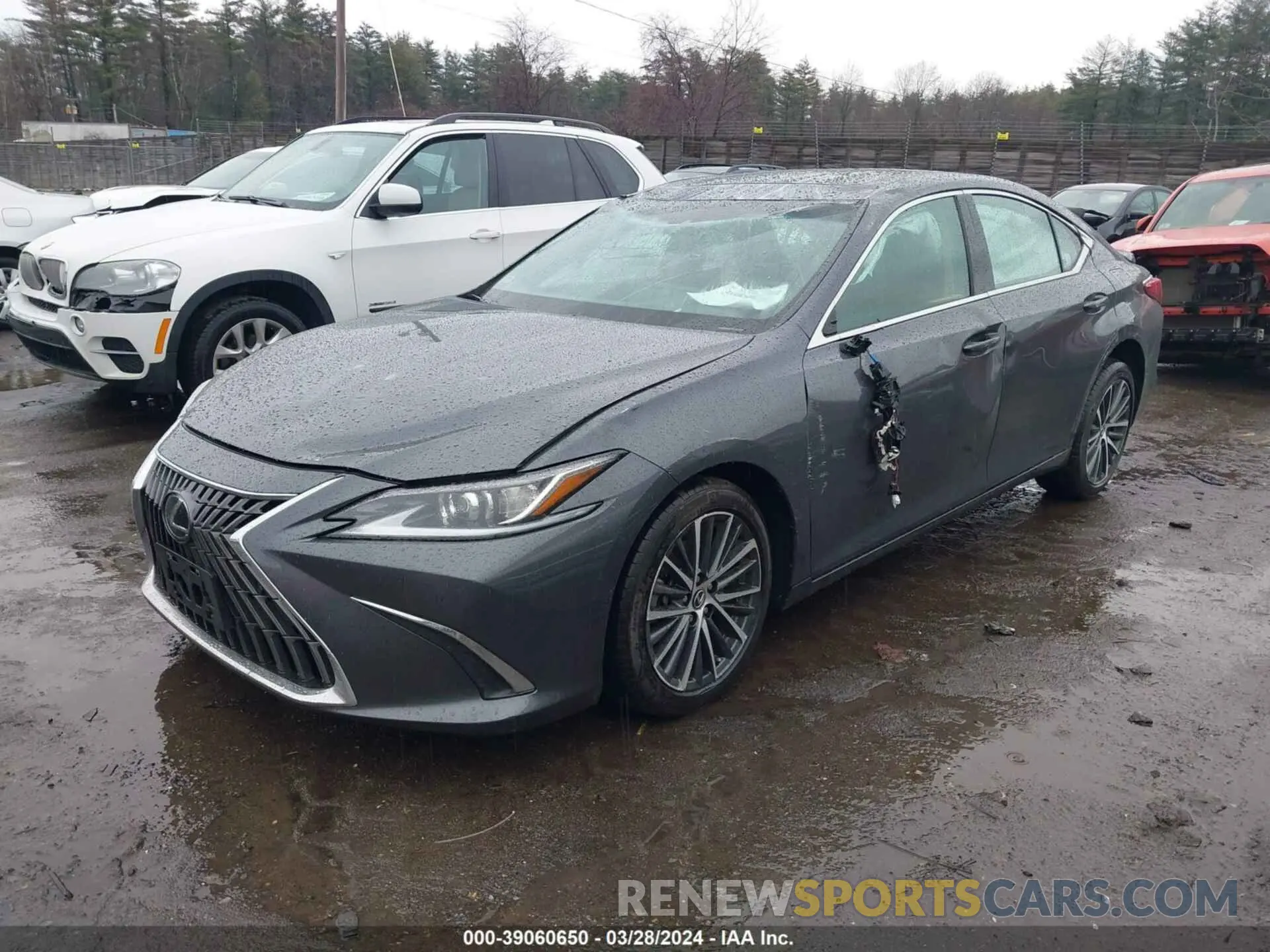 2 fotografías del automóvil dañado 58ADA1C13PU028908 LEXUS ES 300H 2023