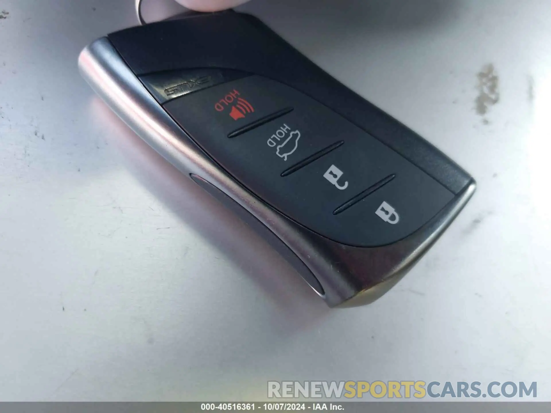 11 fotografías del automóvil dañado 58ADA1C14PU034863 LEXUS ES 300H 2023