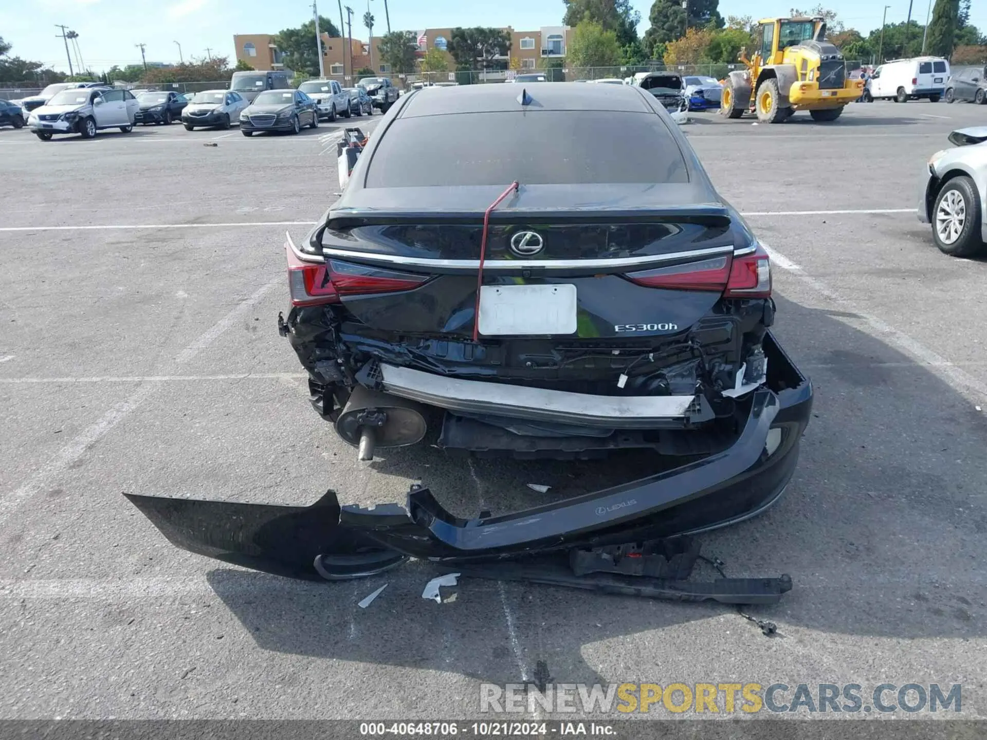 17 fotografías del automóvil dañado 58ADA1C15PU029770 LEXUS ES 300H 2023