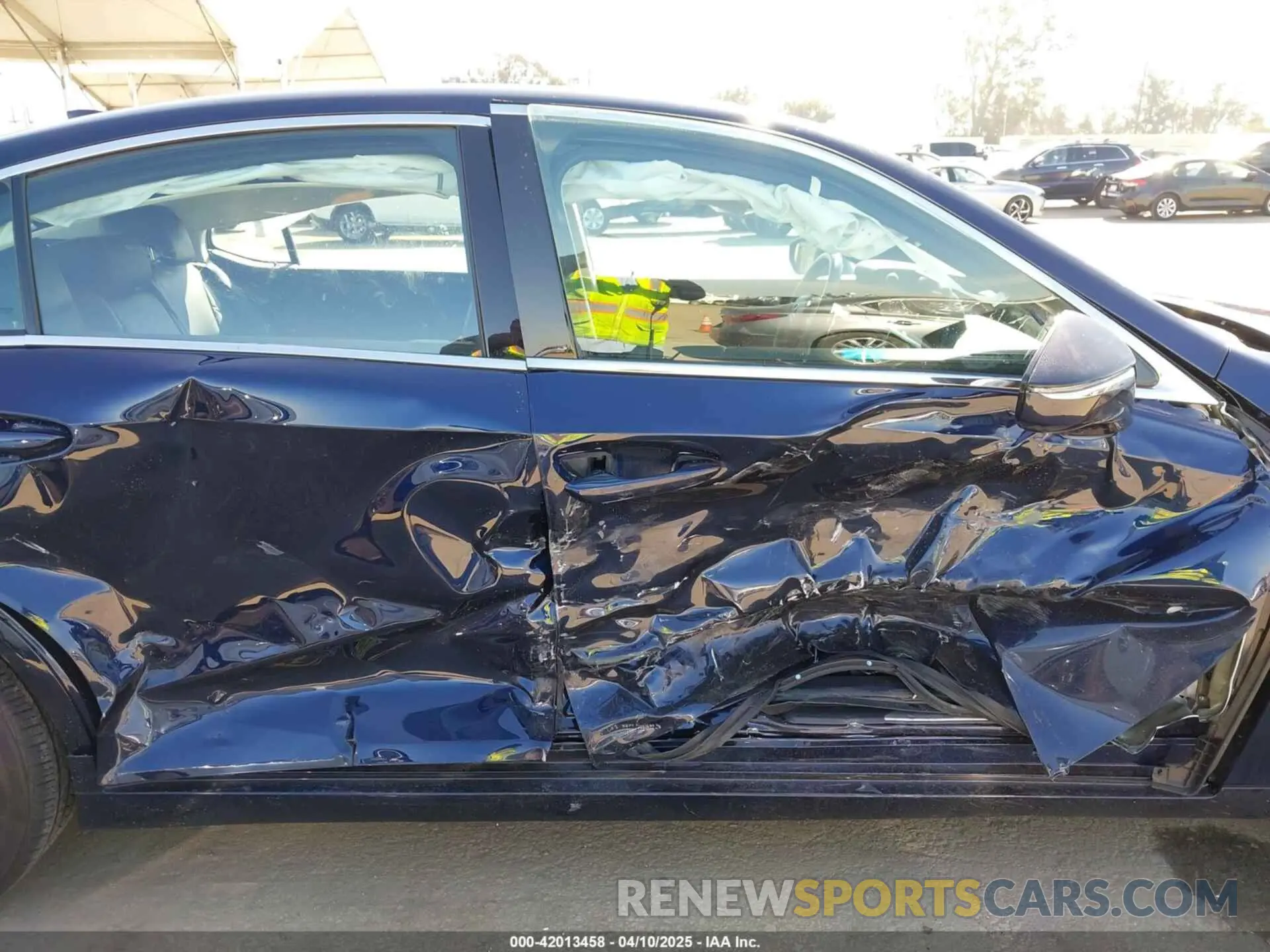 6 fotografías del automóvil dañado 58ADA1C19PU027018 LEXUS ES 300H 2023