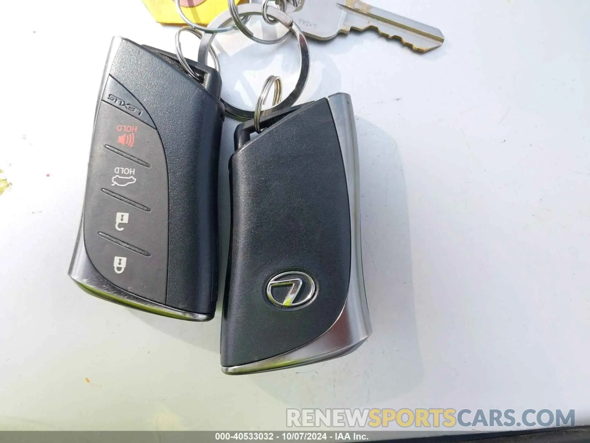 11 fotografías del automóvil dañado 58AFA1C18PU031442 LEXUS ES 300H 2023