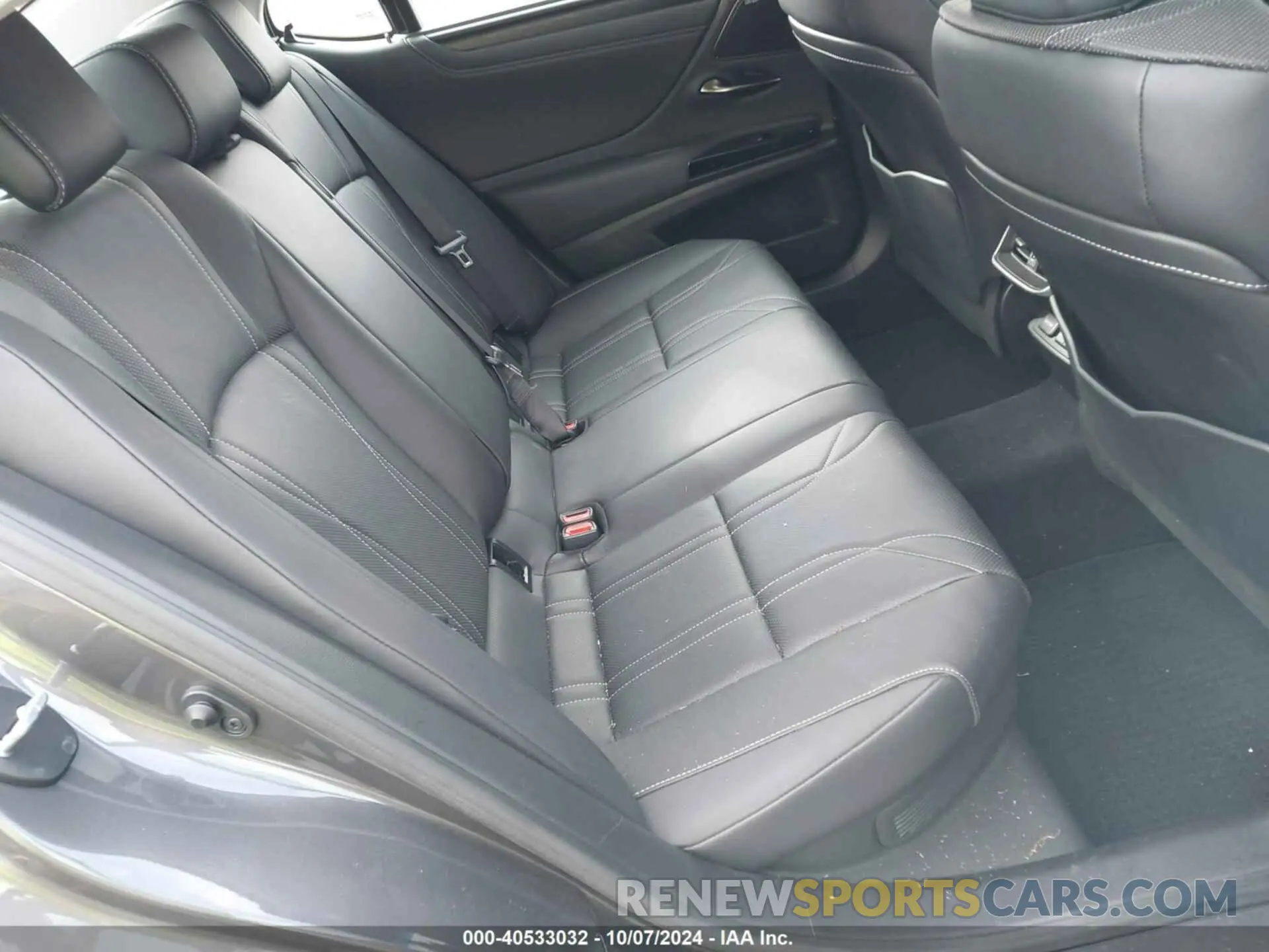 8 fotografías del automóvil dañado 58AFA1C18PU031442 LEXUS ES 300H 2023