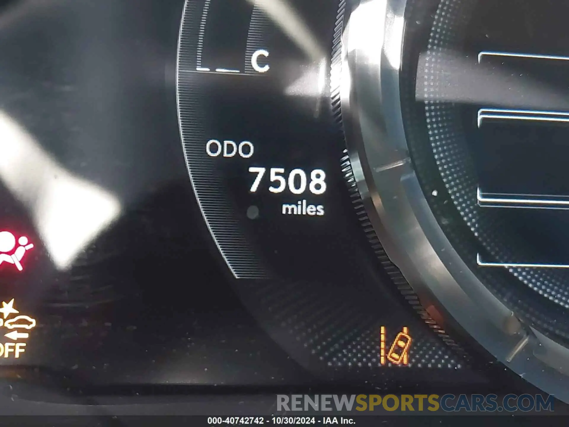 15 fotografías del automóvil dañado 58ABA1C15RU040035 LEXUS ES 300H 2024