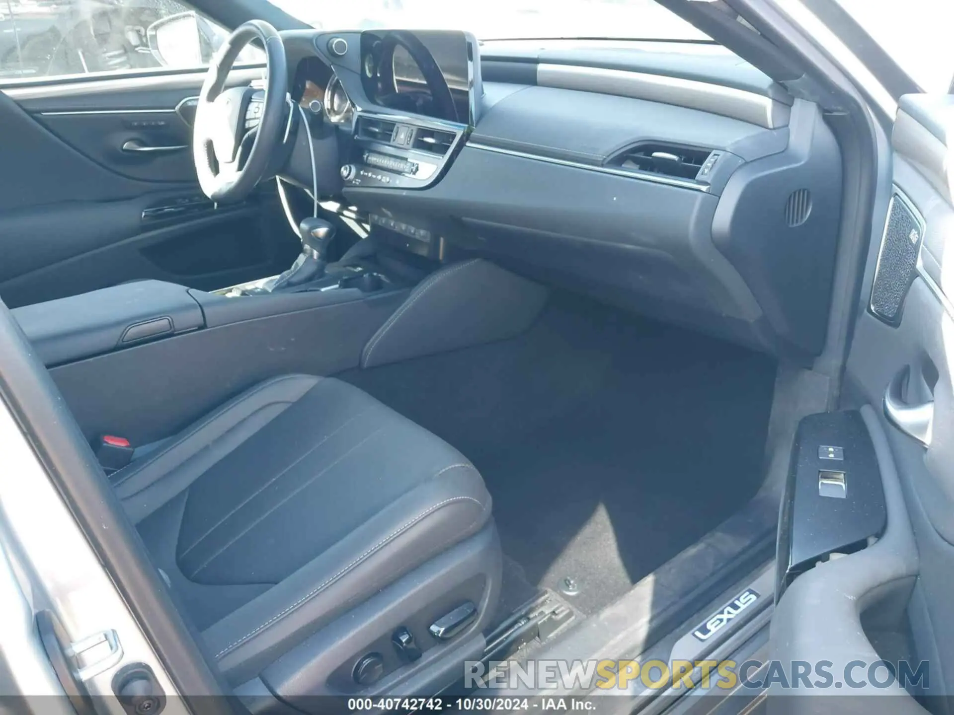5 fotografías del automóvil dañado 58ABA1C15RU040035 LEXUS ES 300H 2024