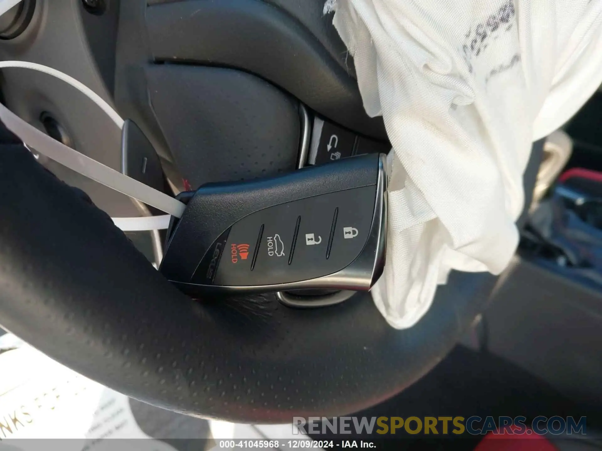 11 fotografías del automóvil dañado 58ABA1C1XRU038202 LEXUS ES 300H 2024