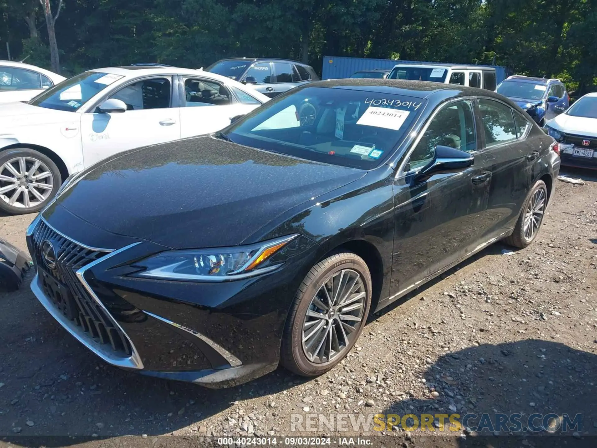 2 fotografías del automóvil dañado 58ADA1C11RU051042 LEXUS ES 300H 2024