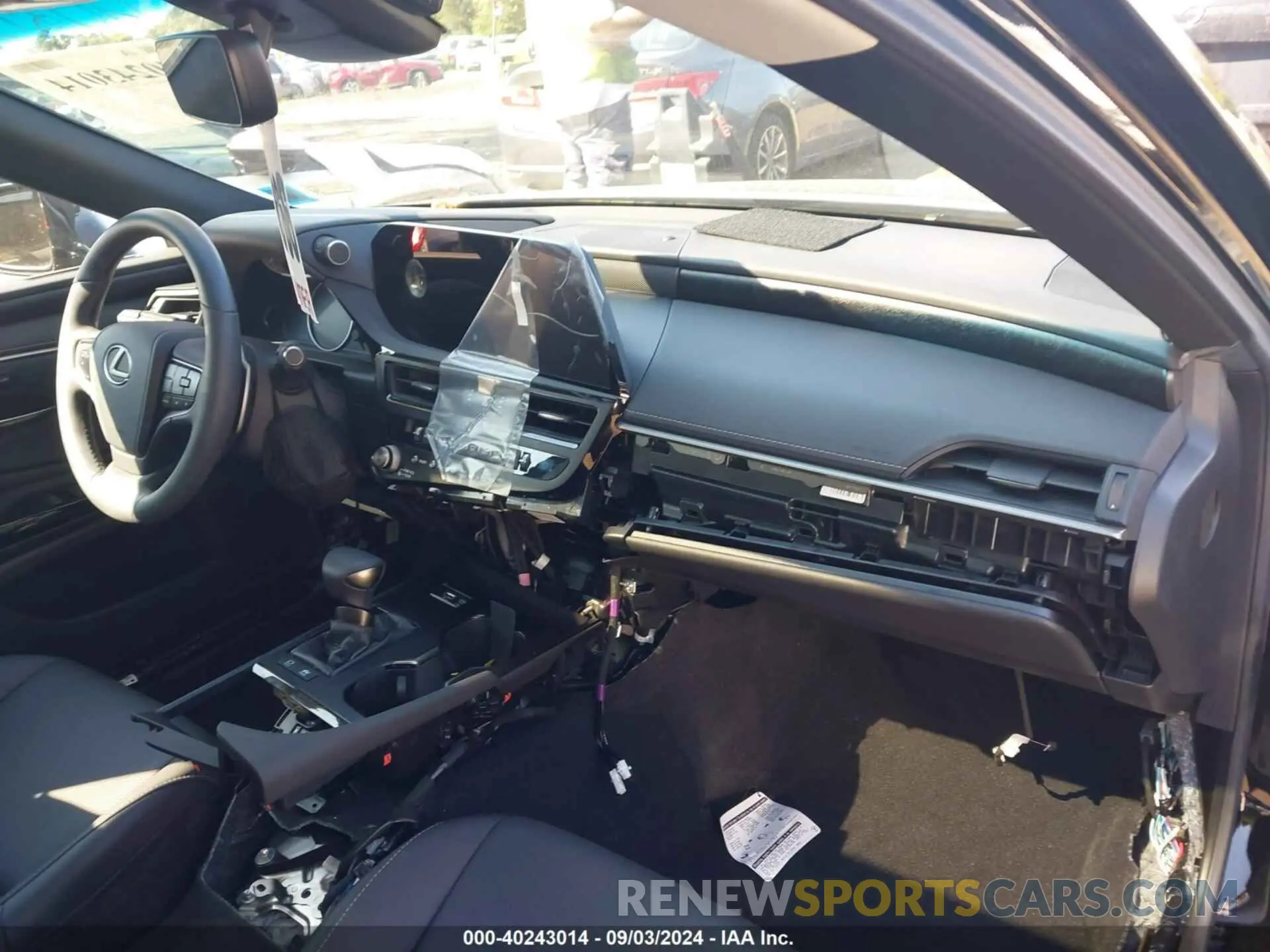 5 fotografías del automóvil dañado 58ADA1C11RU051042 LEXUS ES 300H 2024