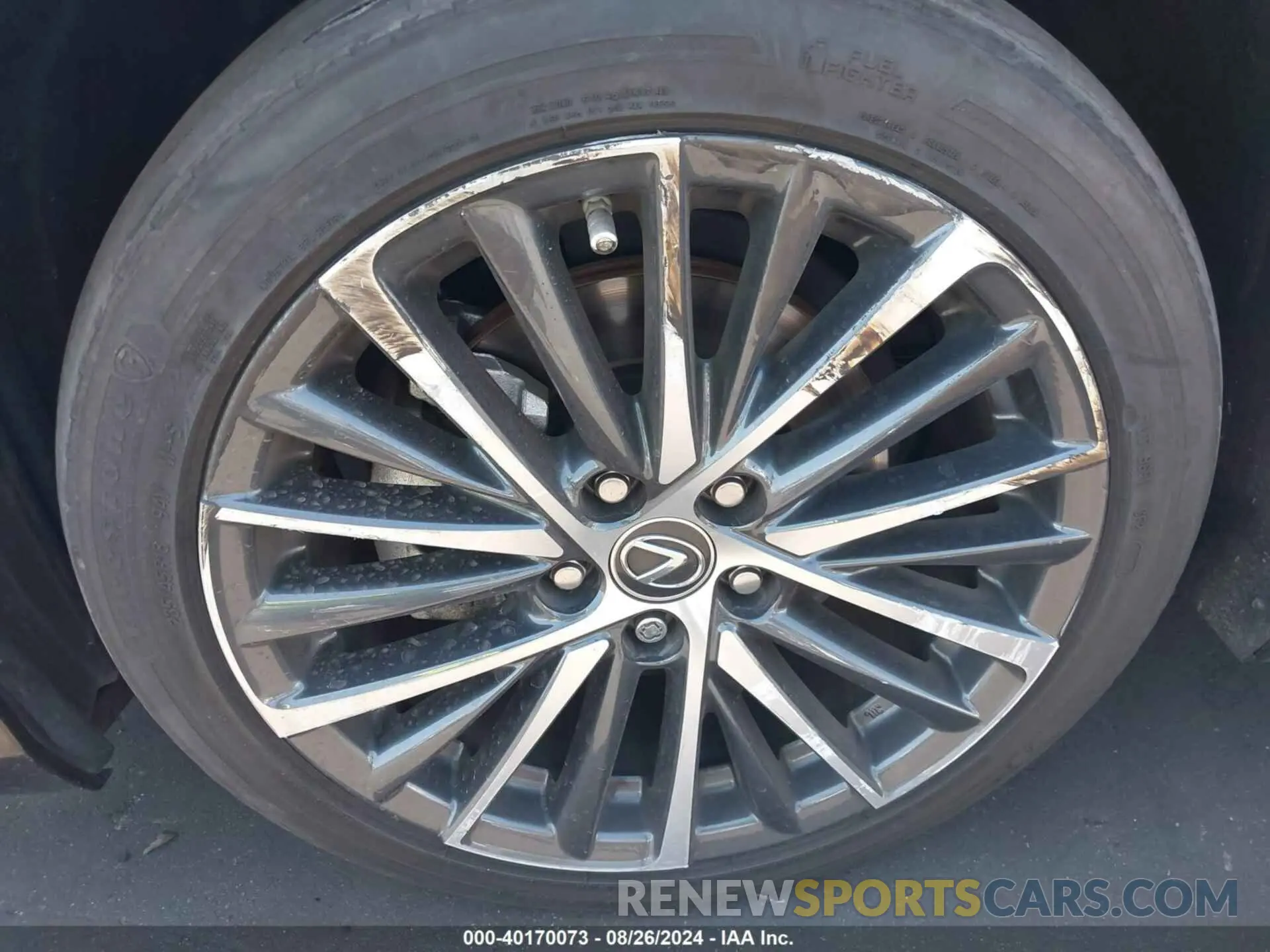 17 fotografías del automóvil dañado 58ADA1C12RU040034 LEXUS ES 300H 2024