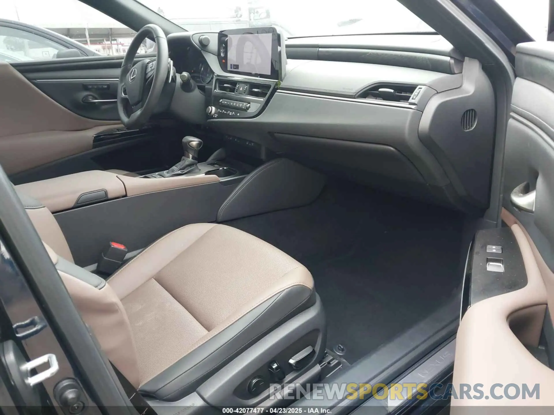 5 fotografías del automóvil dañado 58ADA1C13RU051043 LEXUS ES 300H 2024