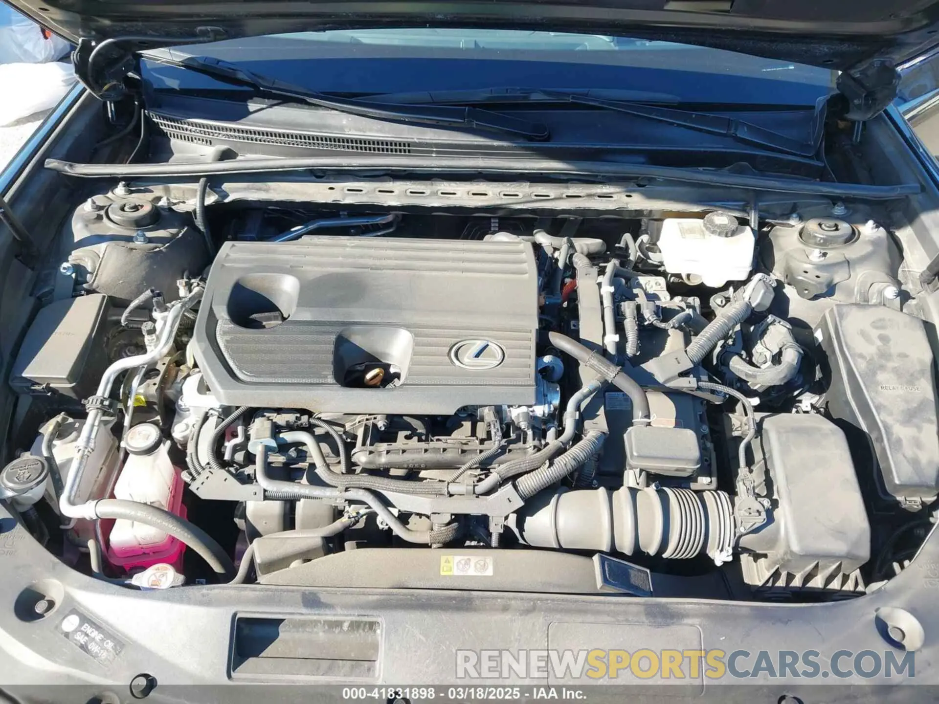 10 fotografías del automóvil dañado 58ADA1C14RU037023 LEXUS ES 300H 2024