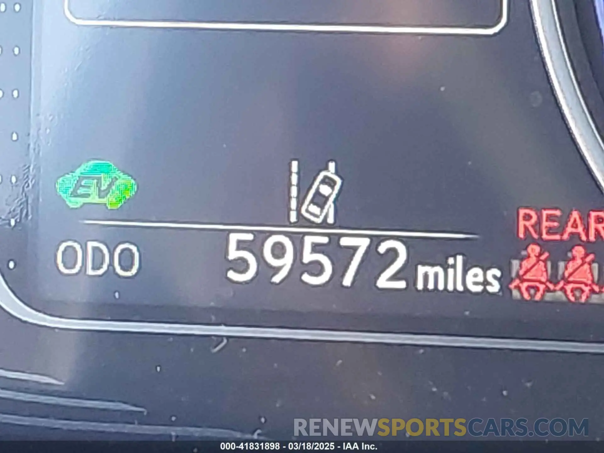 15 fotografías del automóvil dañado 58ADA1C14RU037023 LEXUS ES 300H 2024