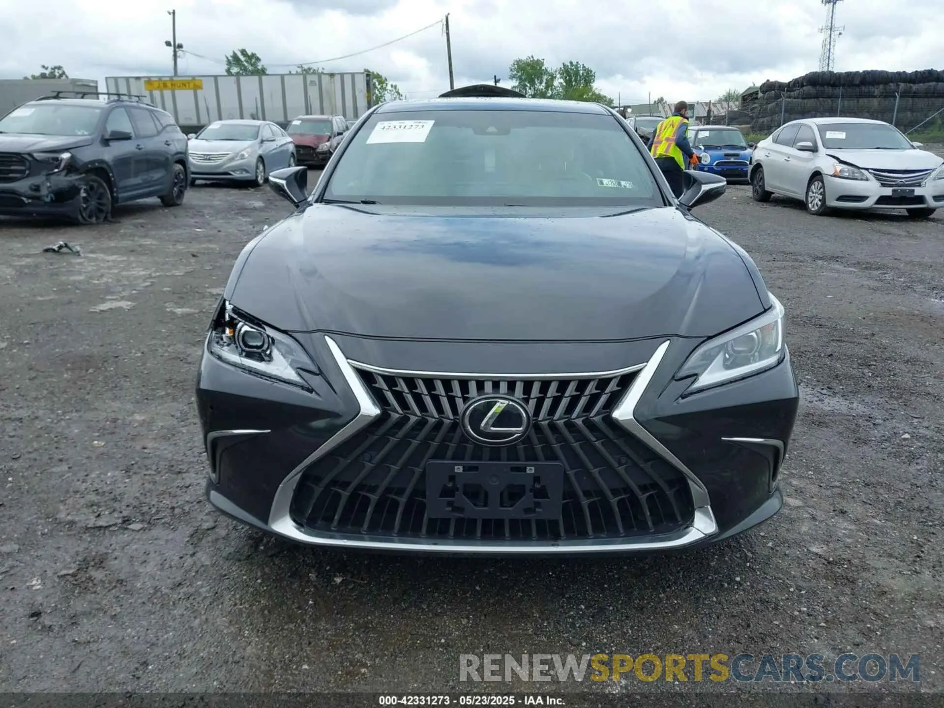 11 fotografías del automóvil dañado 58ADA1C15RU037967 LEXUS ES 300H 2024
