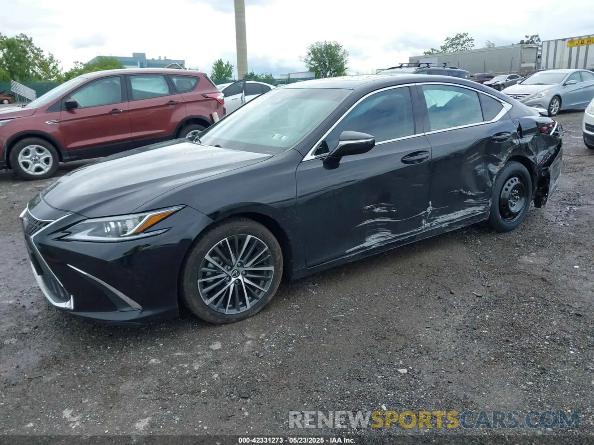 2 fotografías del automóvil dañado 58ADA1C15RU037967 LEXUS ES 300H 2024