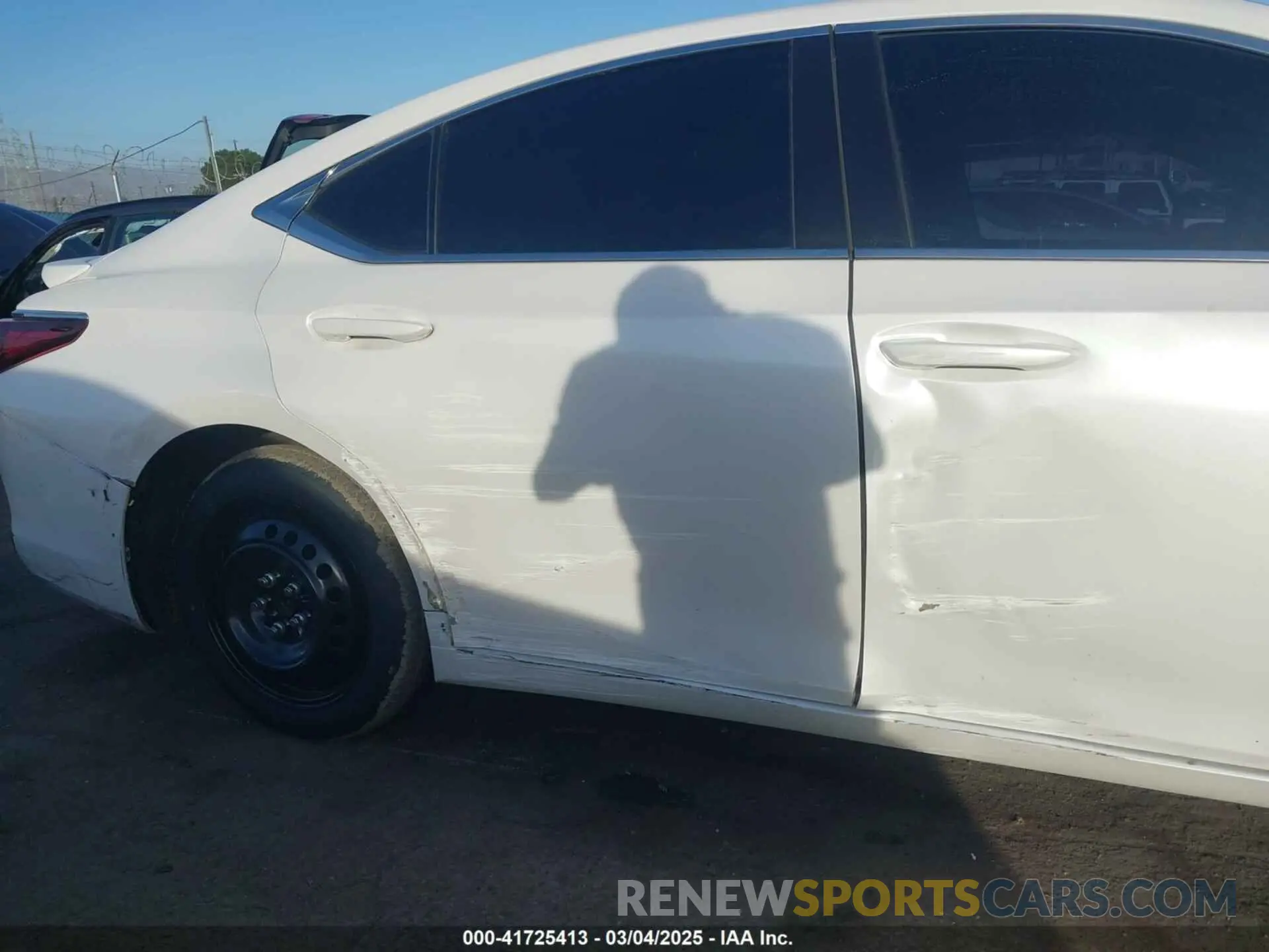 6 fotografías del automóvil dañado 58ADA1C15RU039394 LEXUS ES 300H 2024